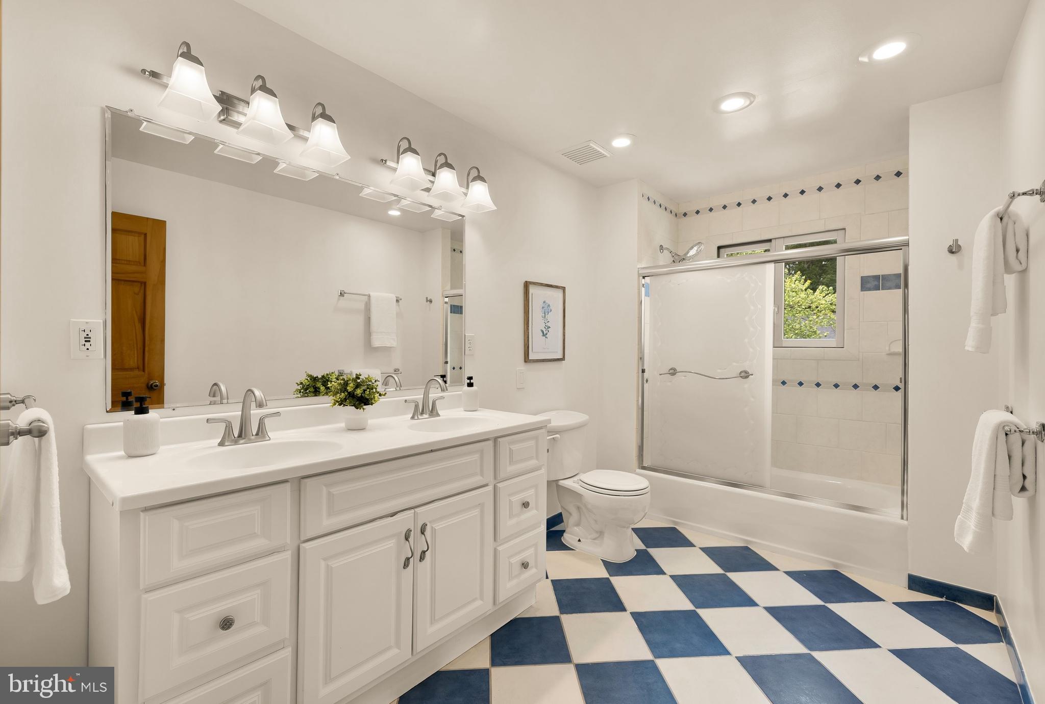PARKWOOD - Residential