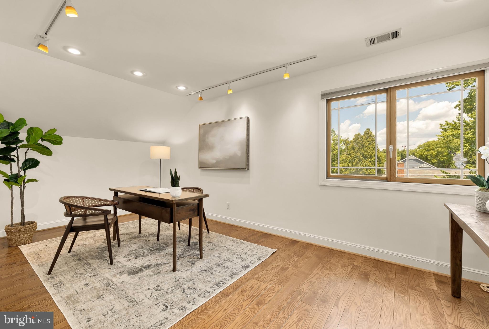 PARKWOOD - Residential