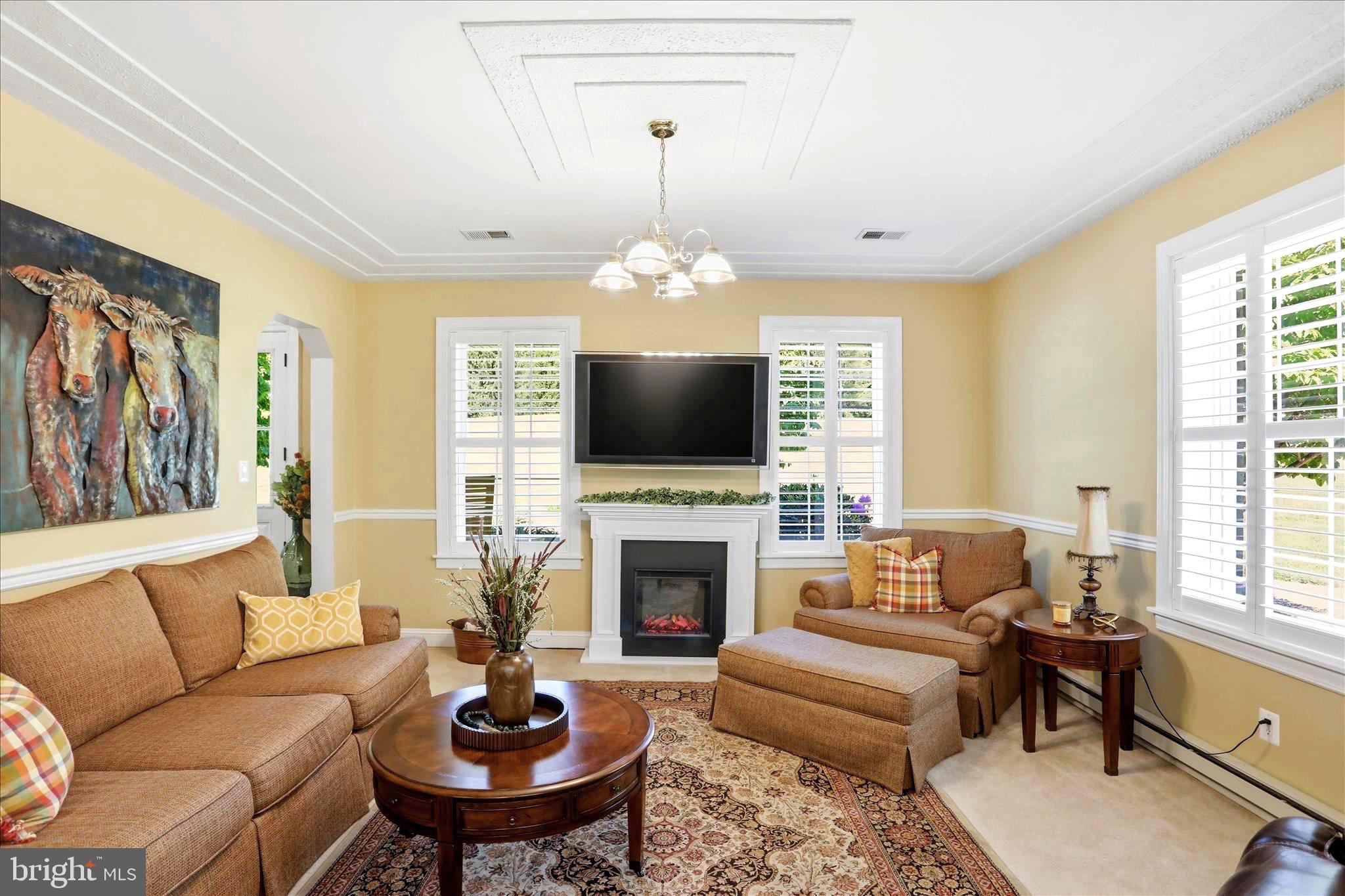 CEDAR LAWN - Residential