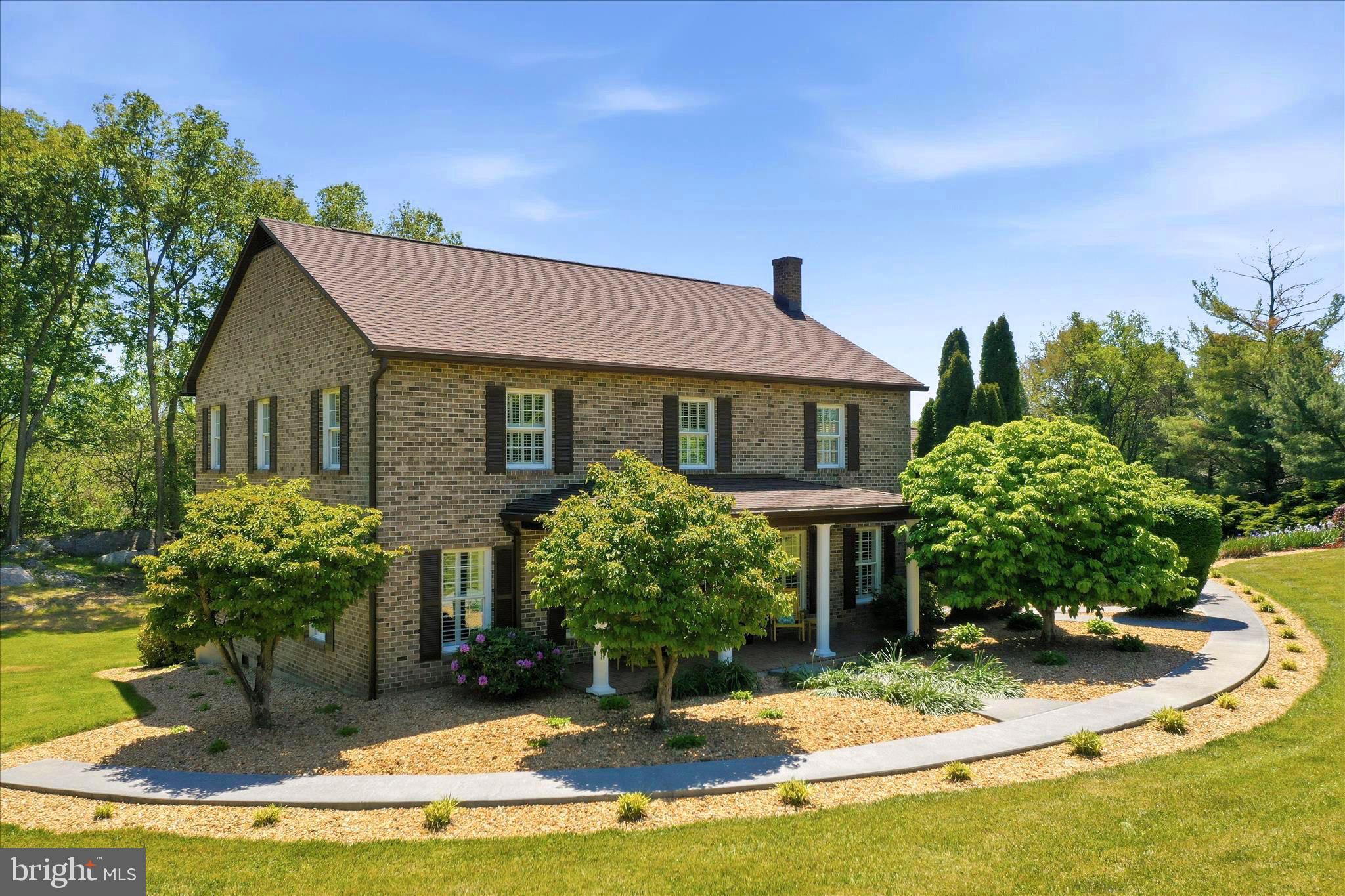 CEDAR LAWN - Residential