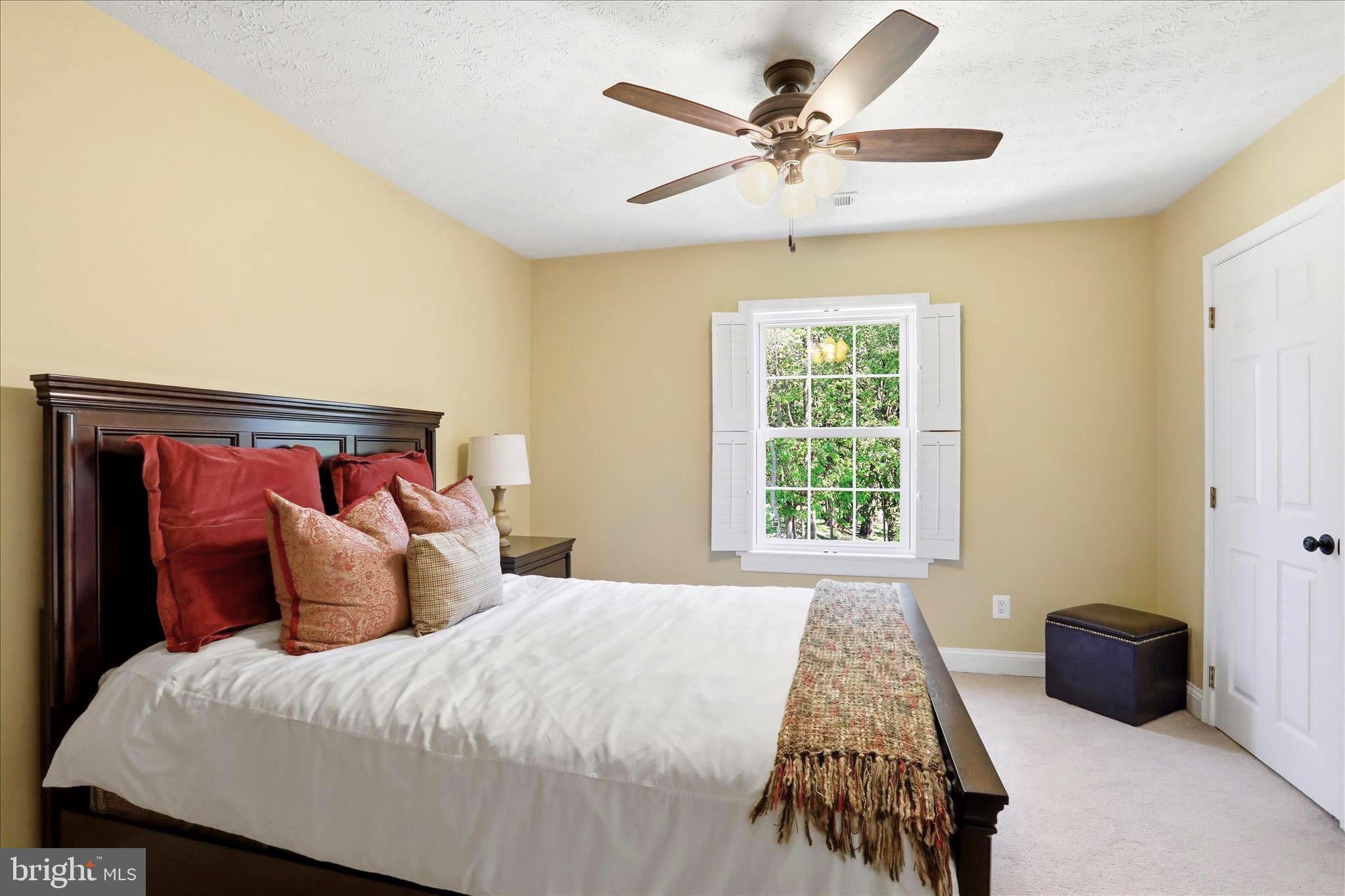 CEDAR LAWN - Residential