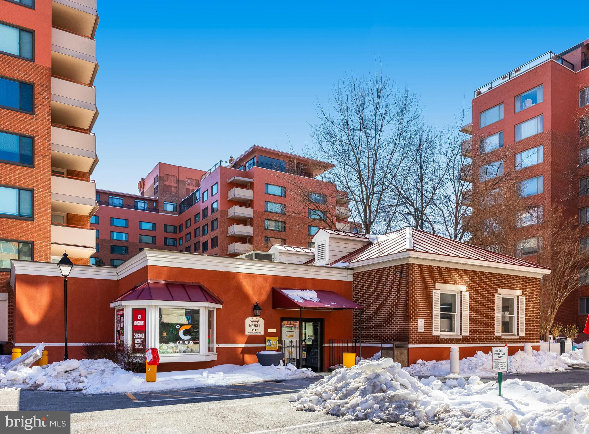 RIVER PLACE - Residential