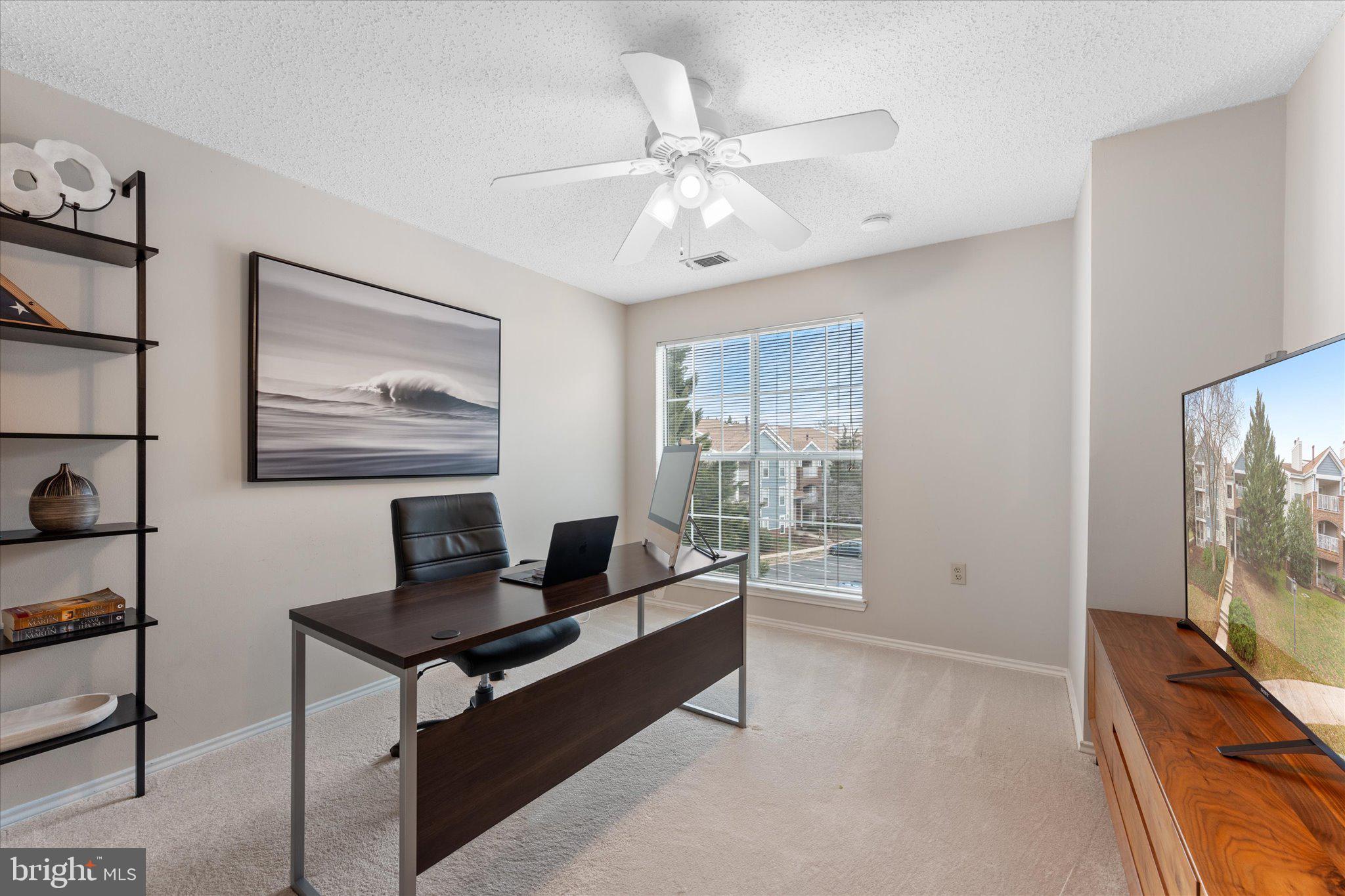 ASHBURN FARM - Residential Lease