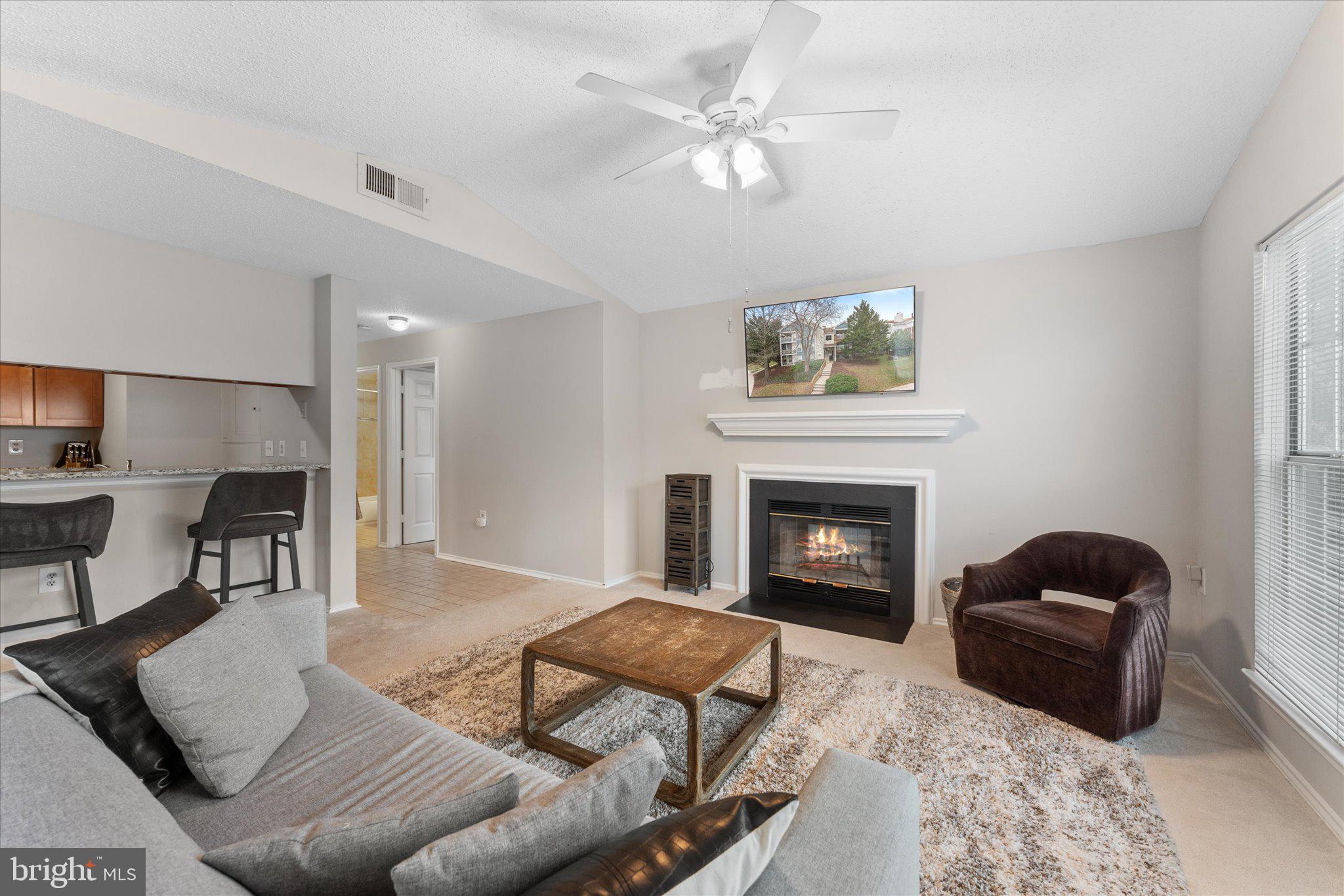 ASHBURN FARM - Residential Lease
