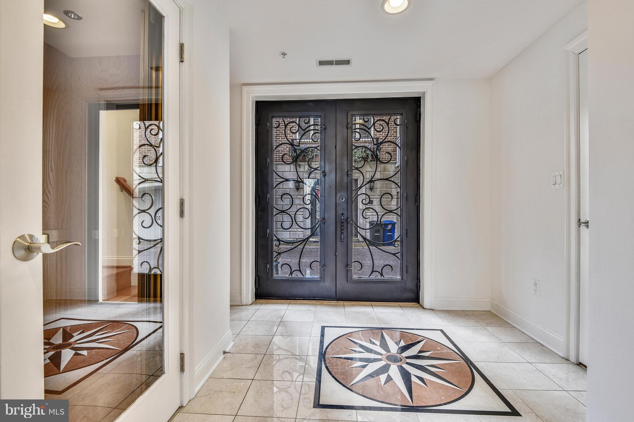 PIER HOMES AT HARBORVIEW - Residential