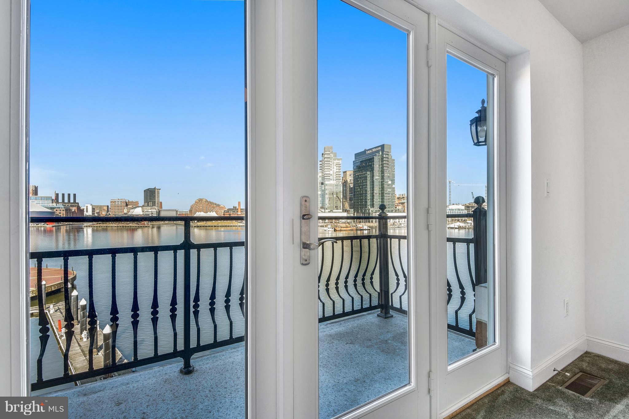 PIER HOMES AT HARBORVIEW - Residential