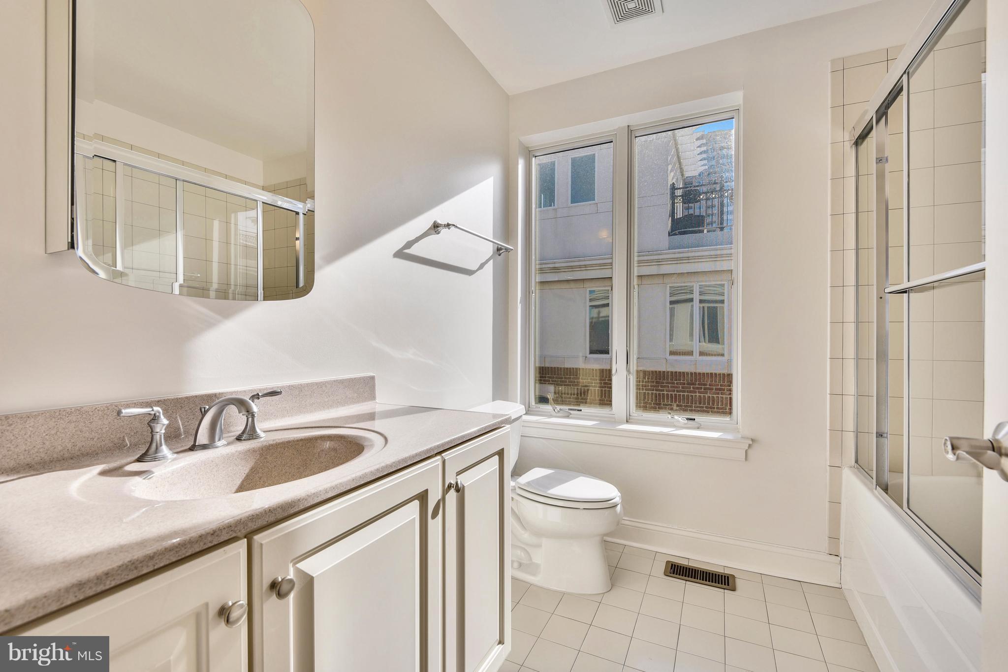 PIER HOMES AT HARBORVIEW - Residential