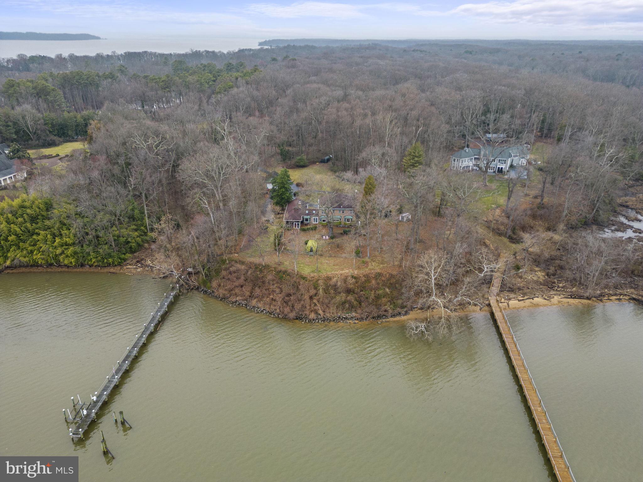 HALLOWING POINT RIVER ESTATES - Residential