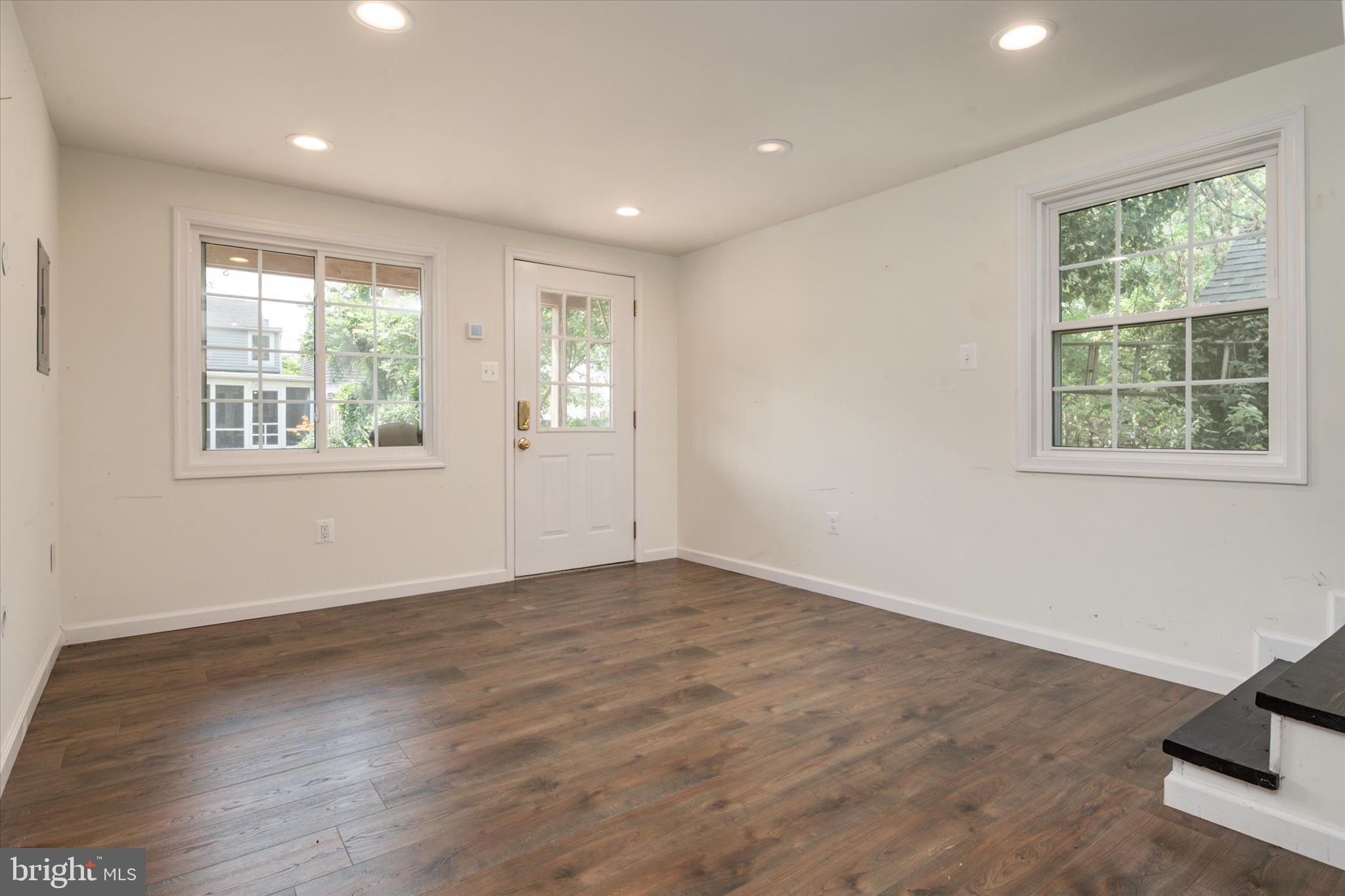EASTPORT - Residential