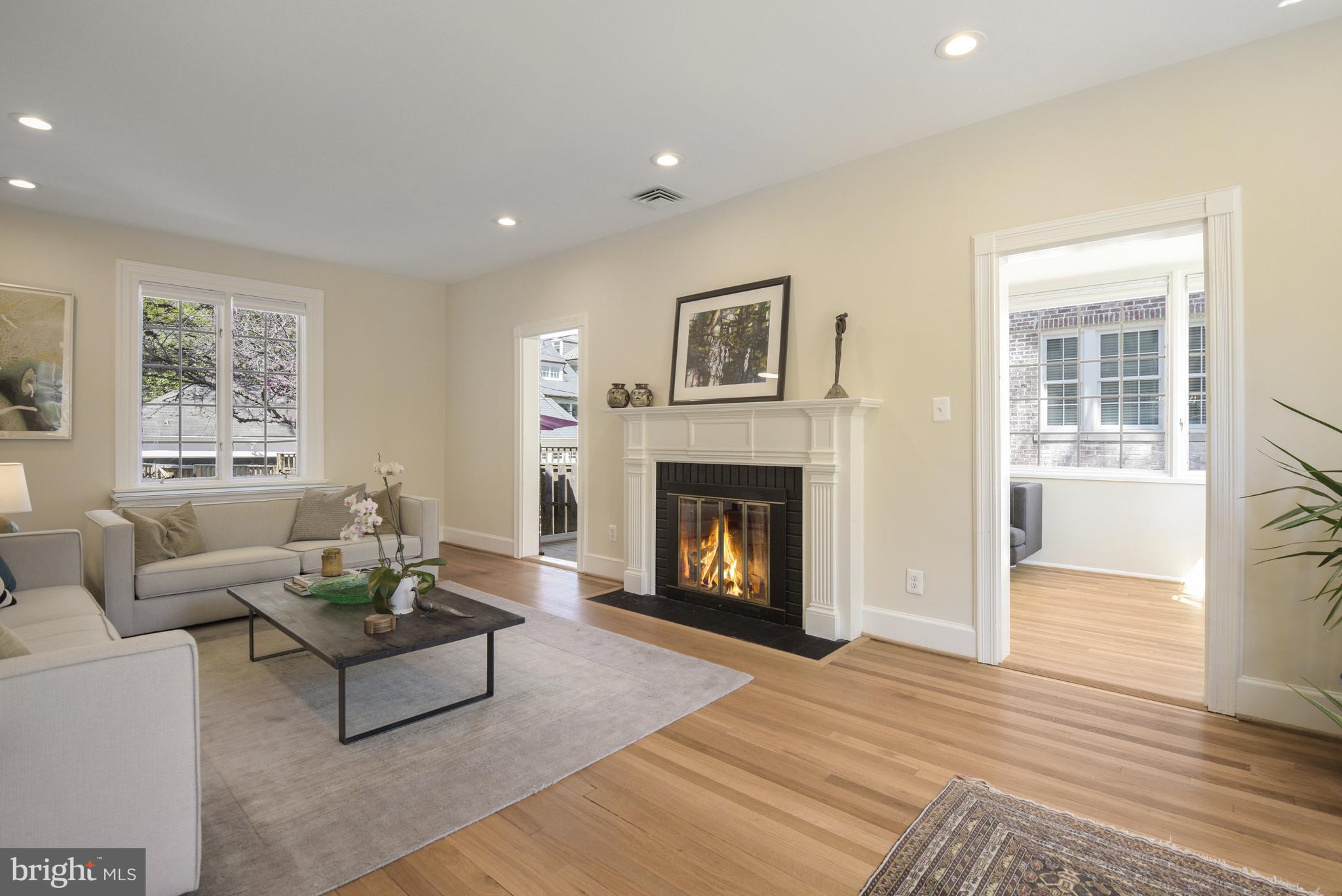 CHEVY CHASE VILLAGE - Residential