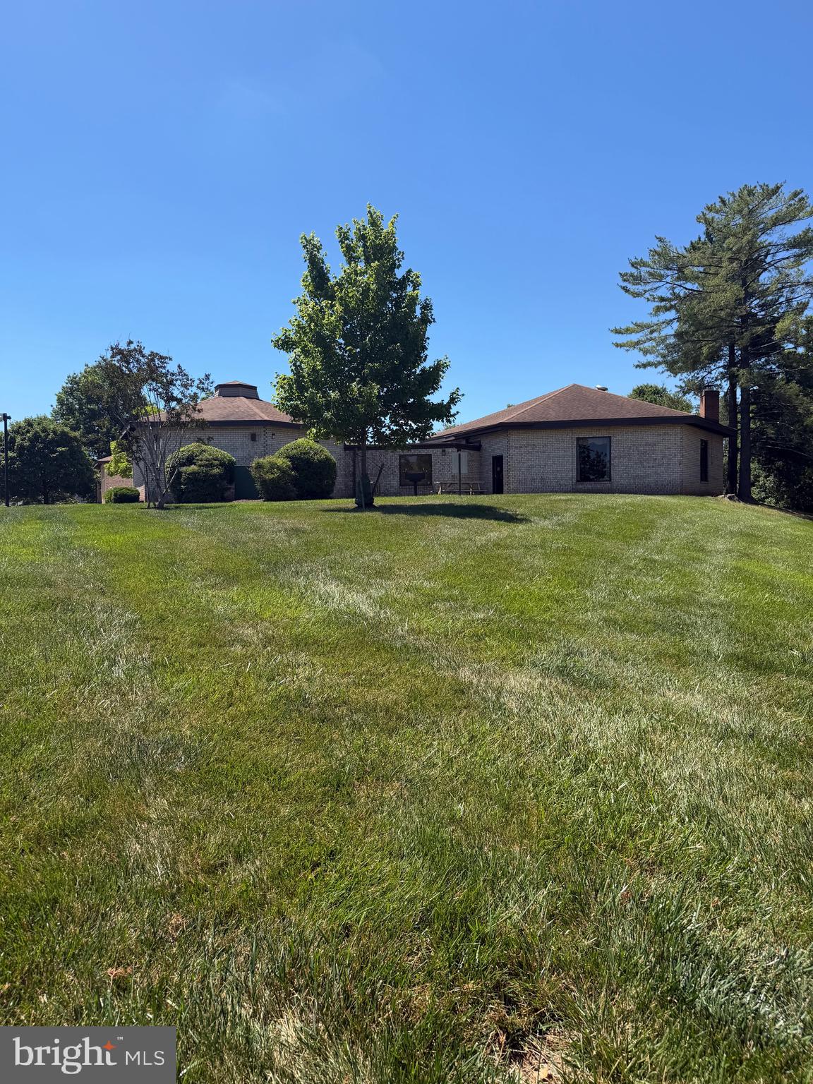 HUNTING RIDGE - Residential