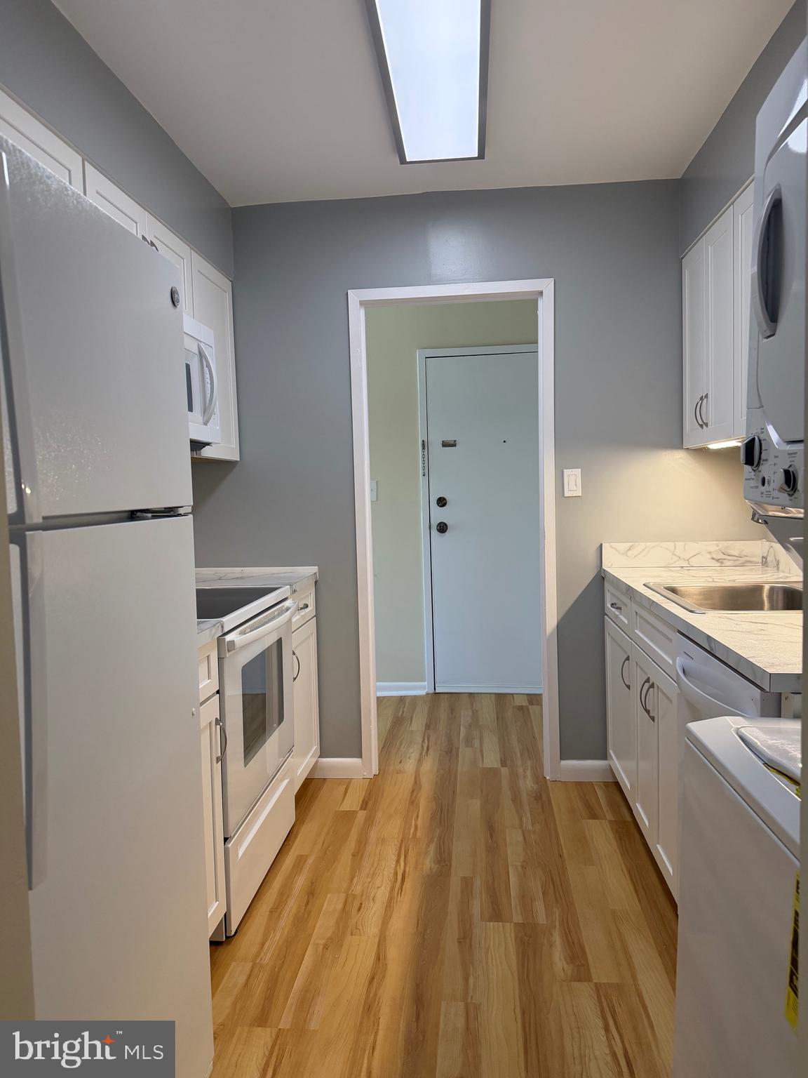 HUNTING RIDGE - Residential