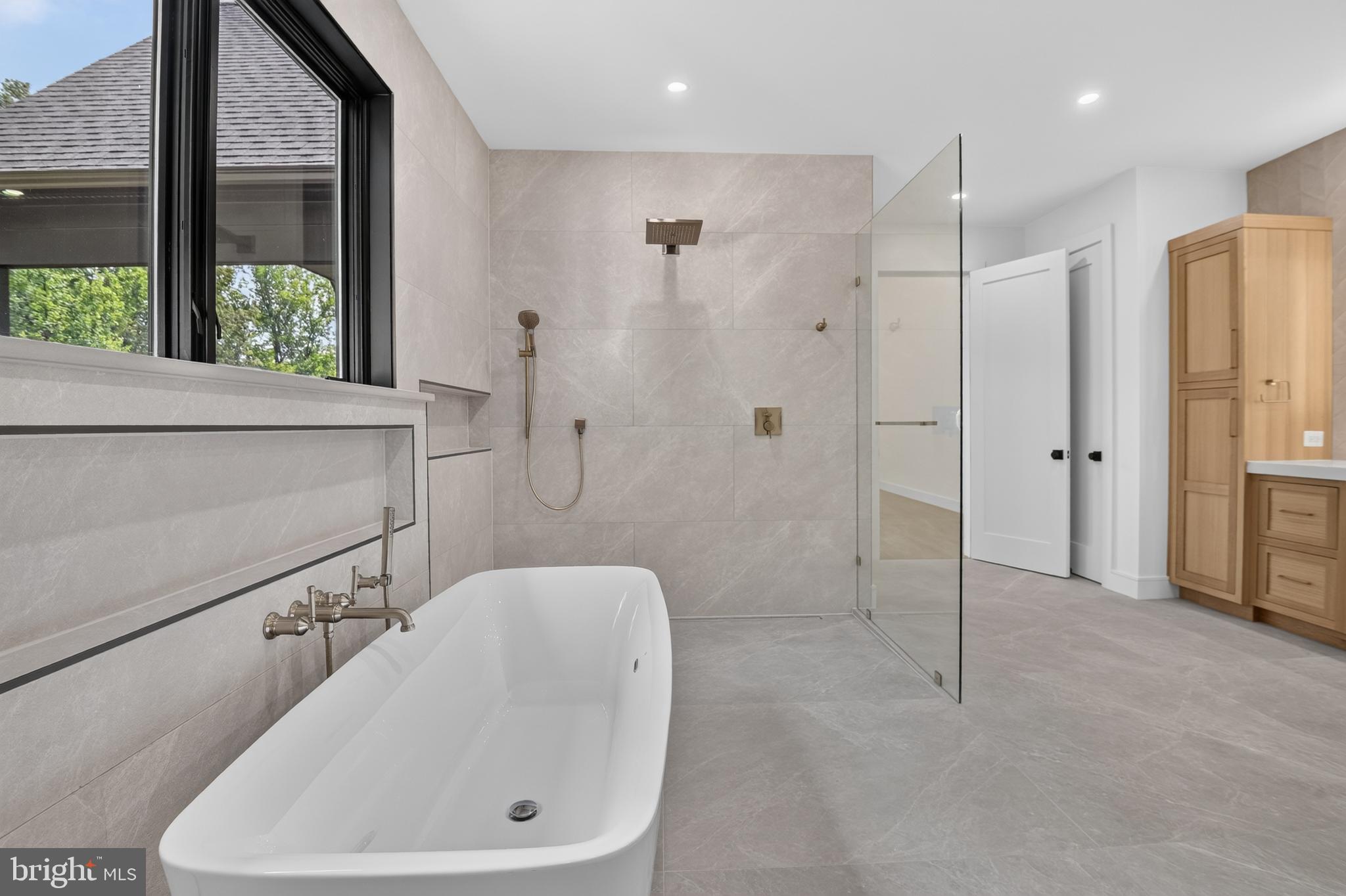 BANNOCKBURN - Residential