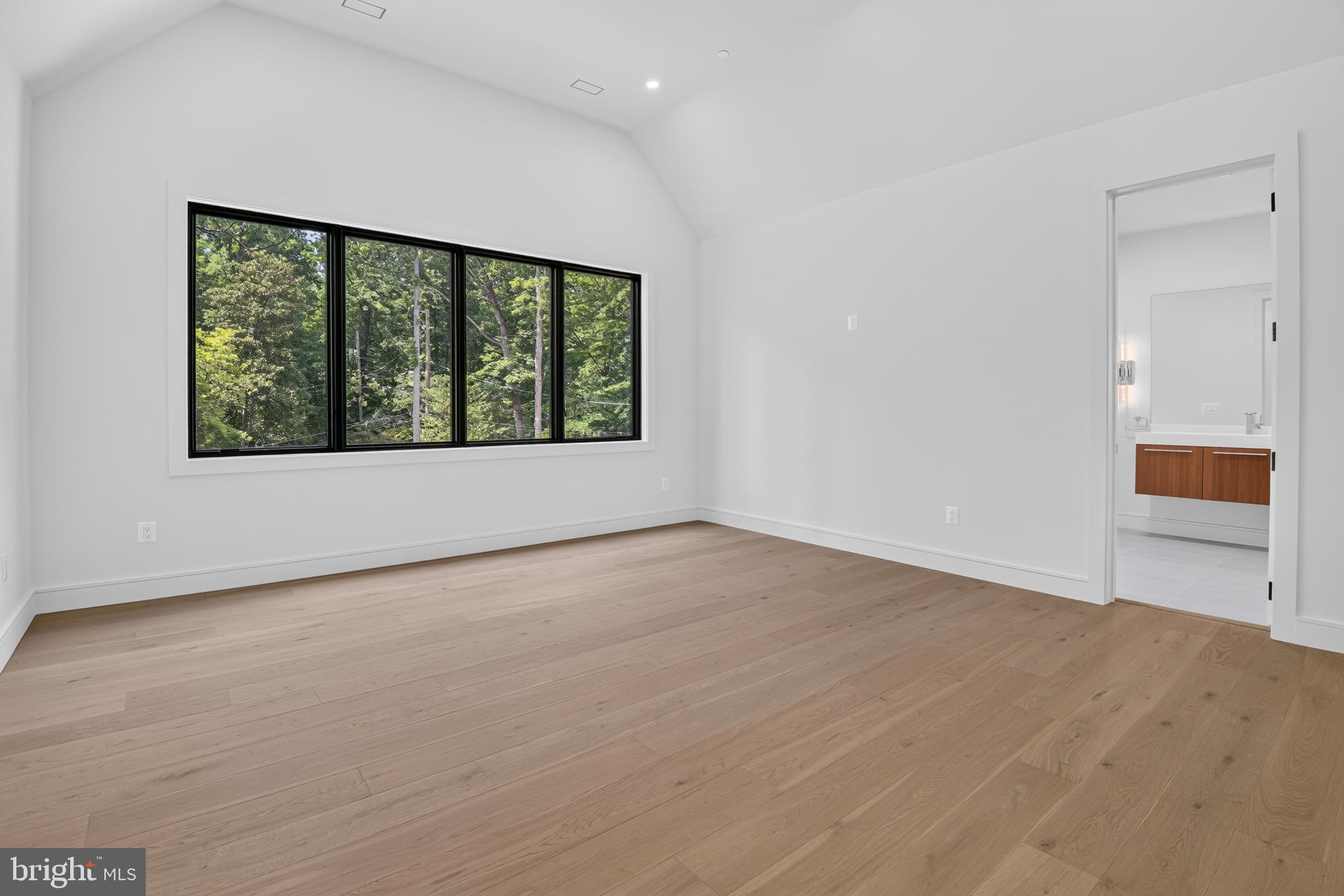 BANNOCKBURN - Residential