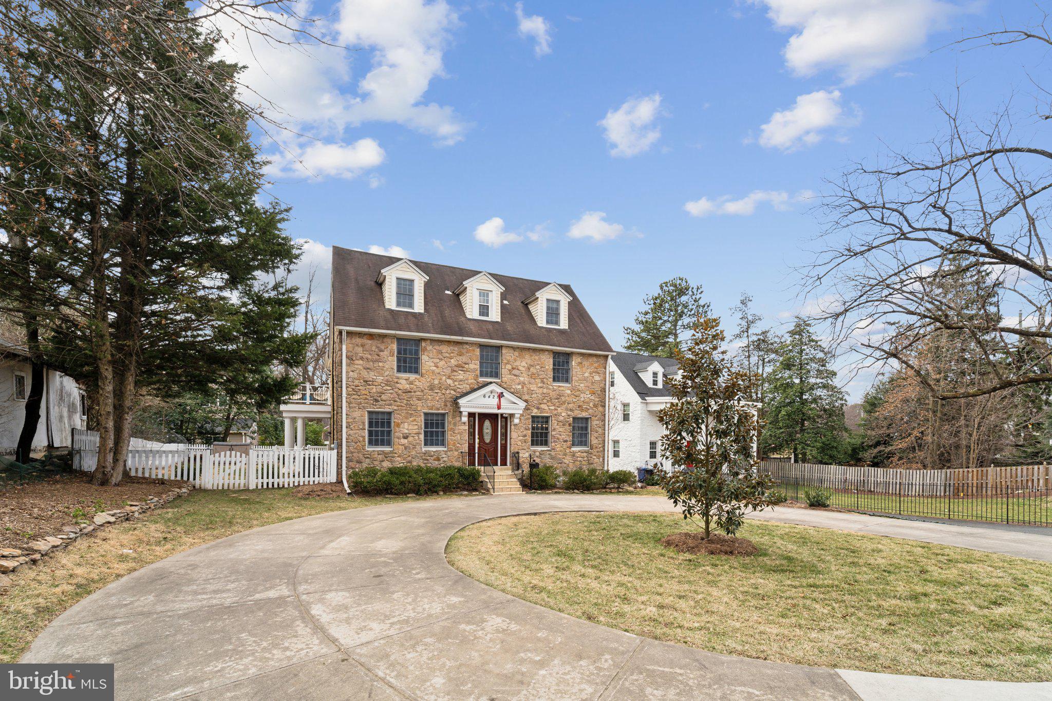 EAST FALLS CHURCH - Residential