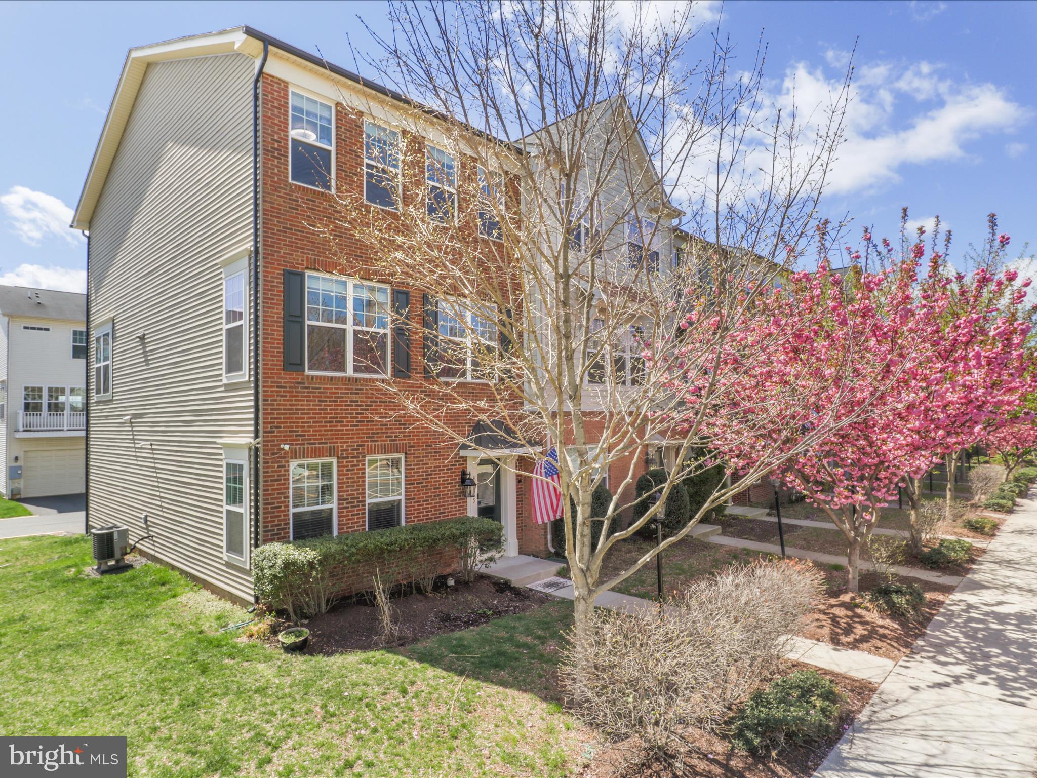 WELCOME TO 43965 Eastgate View Drive, in Chantilly, VA ---- pending release: back to market- buyer got cold feet- Exceptional Fully Upgraded End Unit Townhome with 2-Car Garage. Freshly Painted Inside and Outside. Step into luxury with this beautifully appointed north-facing townhome that boasts both style and functionality. A rare find, this property features a 2-car garage, offering both convenience and ample storage space. This home welcomes you with 4 bedrooms and 2.5 baths, providing comfortable and spacious living. ---

***The primary bedroom on the top floor is a sanctuary, complemented by the convenience of a washer/dryer right next door. The primary bathroom also features HEATED FLOORS and upgraded granite counter double sink vanity. The second bathroom ALSO features heated floors and was fully updated in 2020, and the upper level has upgraded PLUSH carpets. ---

***The kitchen is a chef's dream, featuring a large granite island, stainless steel appliances, and a generously sized eat-in area – perfect for entertaining guests or enjoying family meals. The appliances are all high-end Samsung - a slide in smart 5-burner gas range, smart fridge with screen (watch TV on the fridge!), and stainless microwave (vents outside) & upgraded super silent dishwasher! ---

***The entry level is versatile, currently utilized as a spacious, private office -- but can easily be used as a 4th bedroom with it's large closet too. Stepping on your way outside, the 2-car garage also has ample storage areas, for additional storage systems and fridges (owner had 3 fridges set up!).  The front and side yard allow for private planting (add all season flowers), and the side "common" yard, often hosted large parties, badminton, bouncy castles - all with the benefit that the HOA maintains it, and no need to "book" the space - like having a private side yard --- the kids all played happily games of football, soccer and built epic snow creatures.  ---

***Experience the benefits of a low HOA fee that grants residents access to a beautiful pool, a multi-purpose court, and a clubhouse. The HOA also covers lawn maintenance, snow removal, and trash, ensuring a hassle-free living experience. Situated in a community adjacent to the East Gate Marketplace, convenience is at your doorstep. Anchor stores like Harris Teeter, King-Spa, Dairy Queen, the new location for Ford's Fish Shack, along with a variety of restaurants, a gas station with Tesla superchargers, a bank, and a park-and-ride, offer everything you need just moments away.  ---

***Location is key, with TOP-Rated Schools, and this home delivers unbeatable proximity to grocery stores, shops, and restaurants. With easy access to major routes such as Rts. 50, 28, and 267, you're seamlessly connected to the Dulles-Reston-Tyson Technology Corridor. The property is a mere 25 miles from DC, making it a commuter's dream. Enjoy the good life with numerous local golf courses, including South Riding and Pleasant Valley Golf Clubs, within reach. If you're seeking a fabulous home in a superb location, your search ends here – welcome to unparalleled comfort and convenience! --

***Open Houses Sat 12th and Sun 13th, 1-4pm*** Property is Vacant - Photos shown, offer opportunity to view property with previous furniture in place as well as vacant.