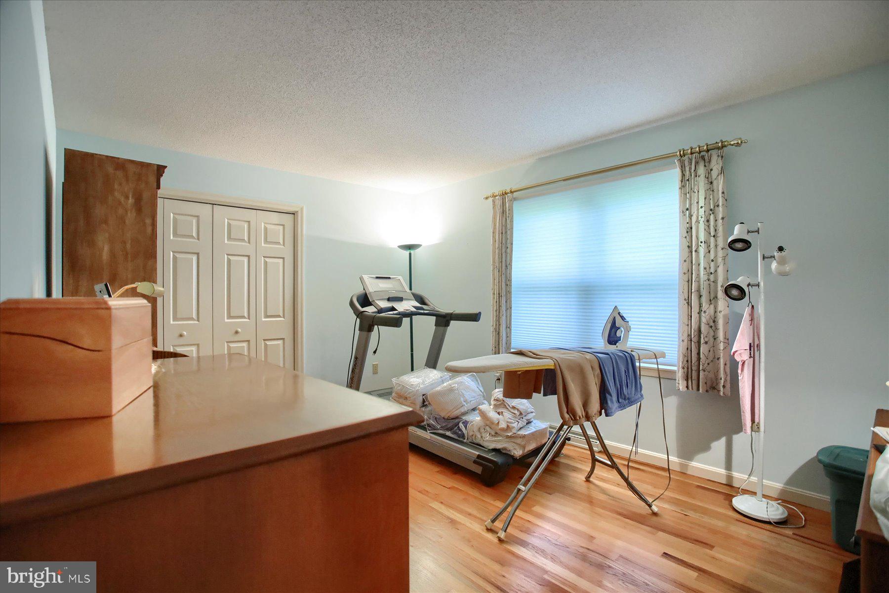 GREENBRIAR GLEN - Residential