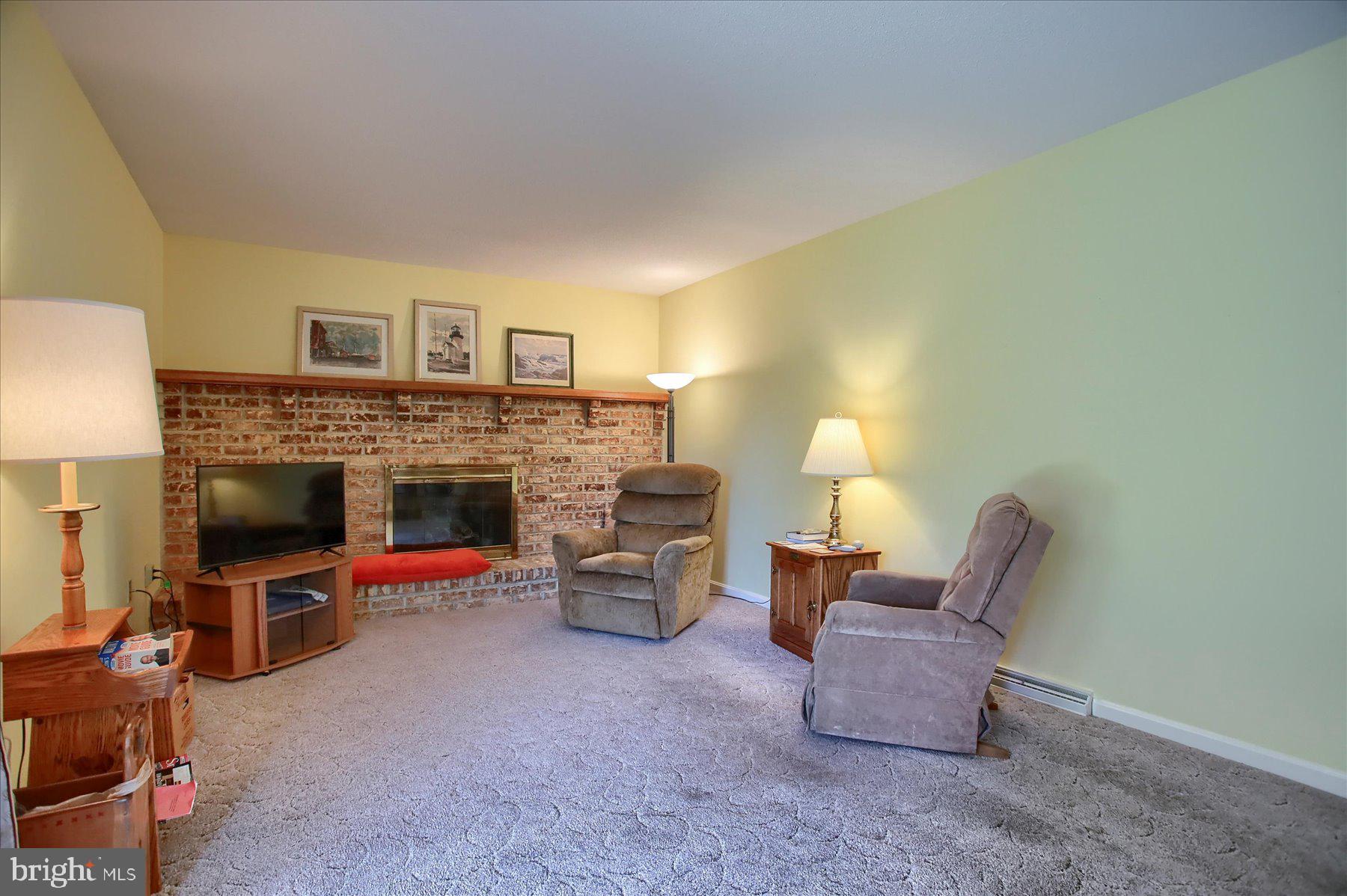 GREENBRIAR GLEN - Residential