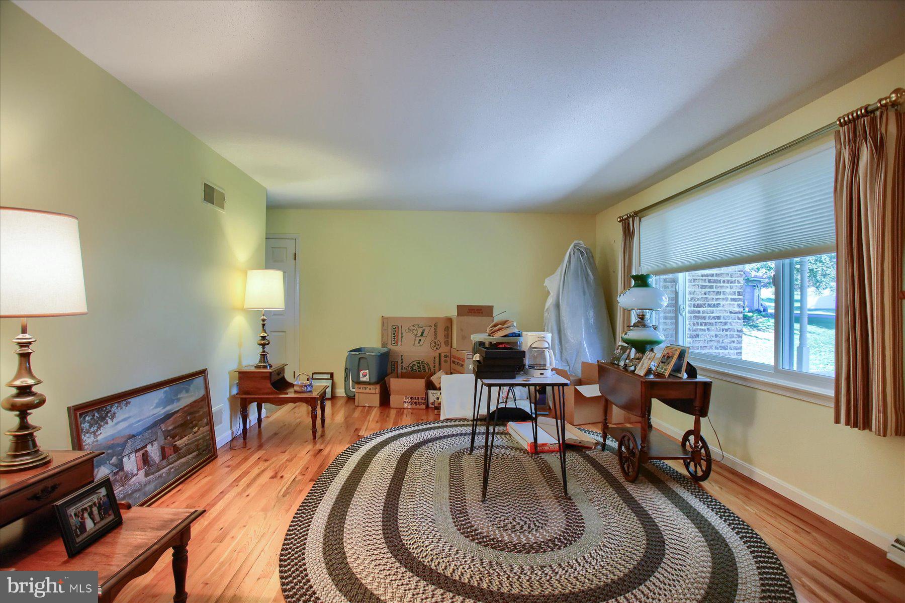 GREENBRIAR GLEN - Residential