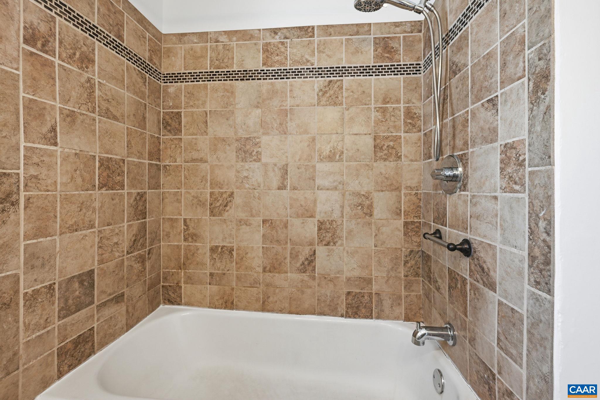 BELMONT - Residential