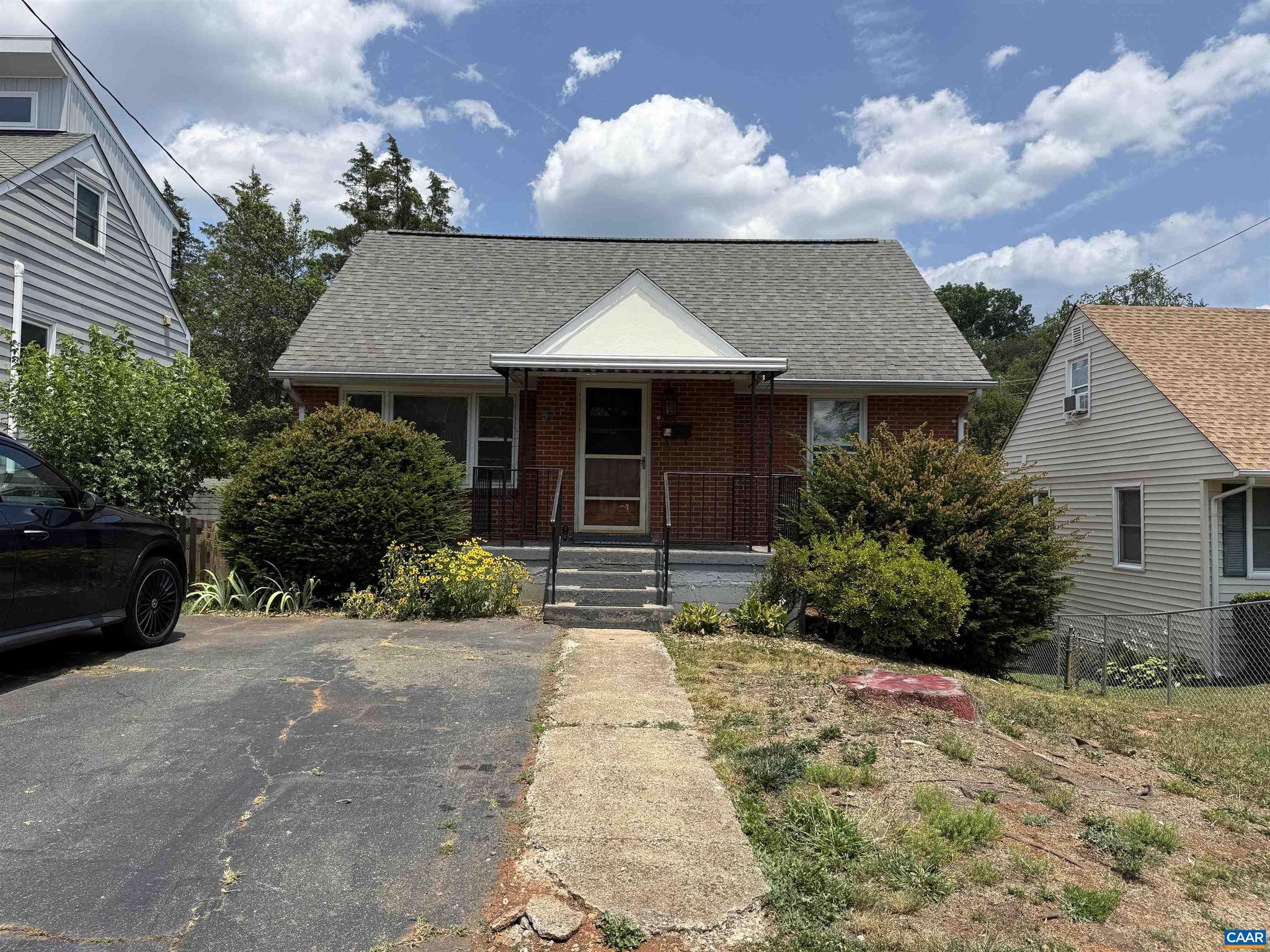 BELMONT - Residential
