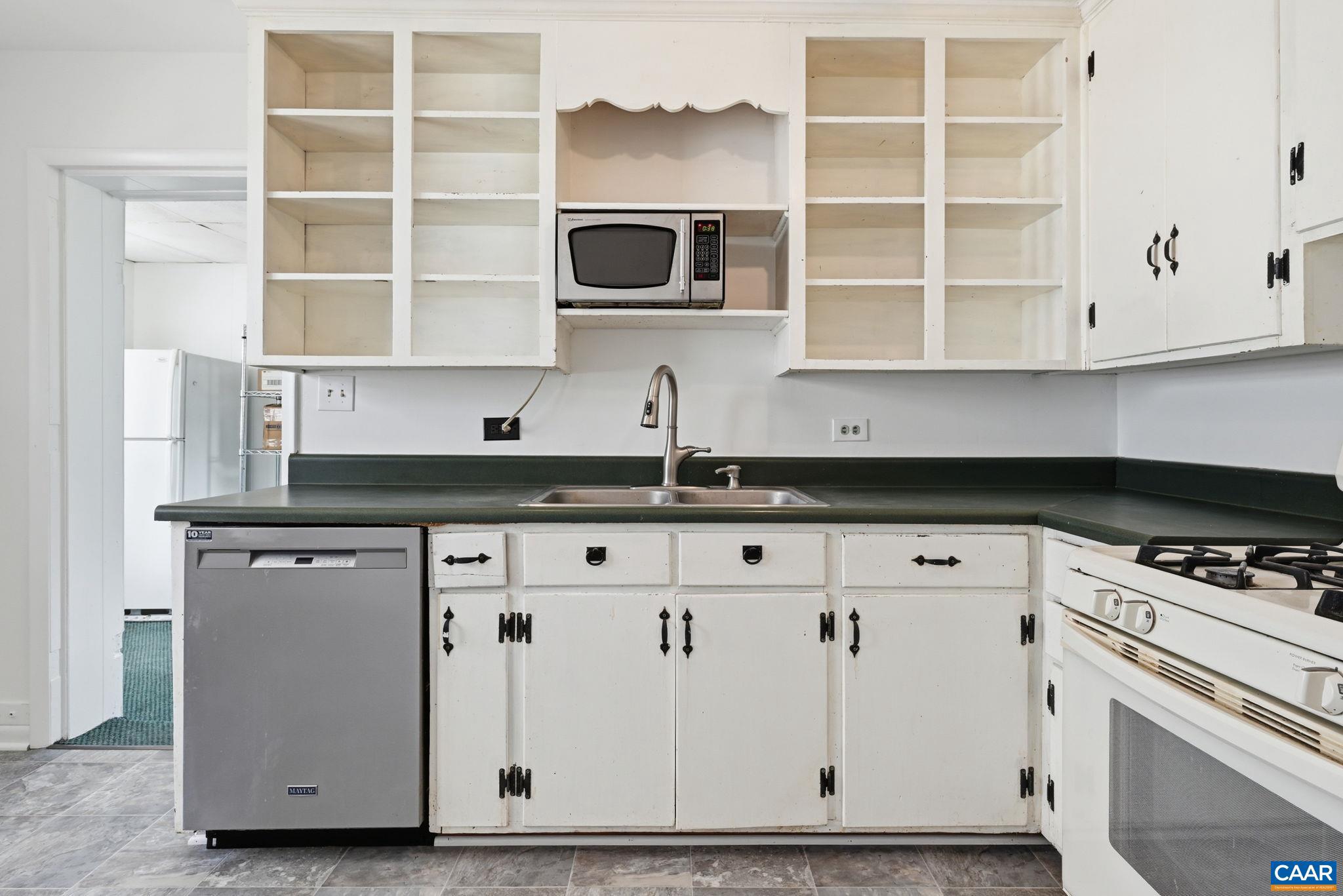 BELMONT - Residential
