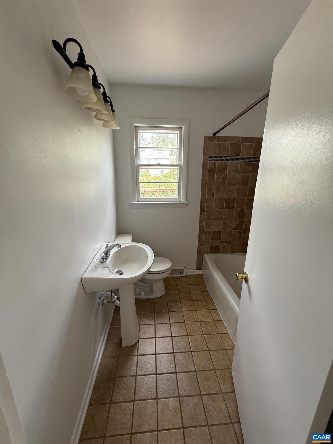 BELMONT - Residential