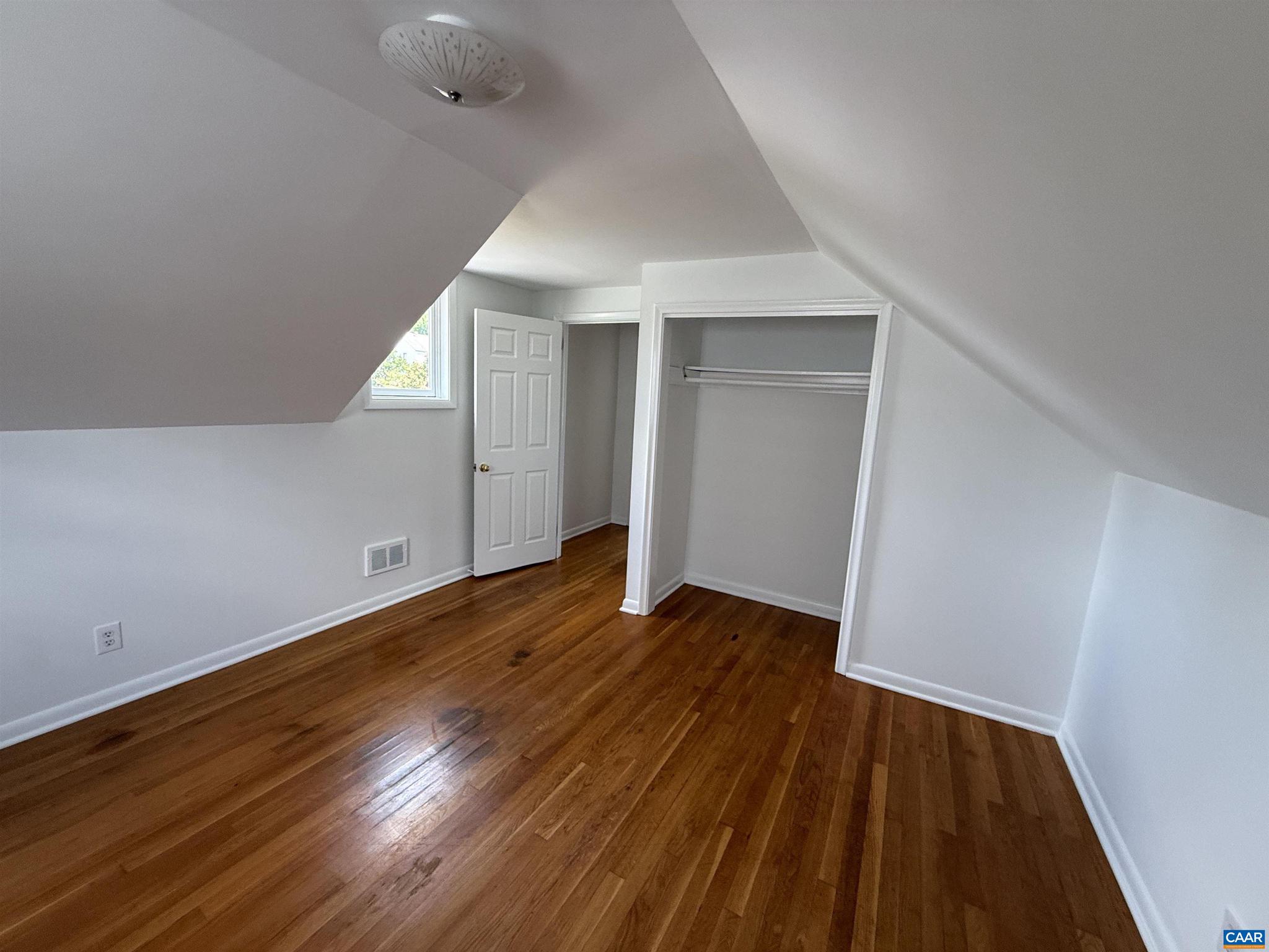 BELMONT - Residential