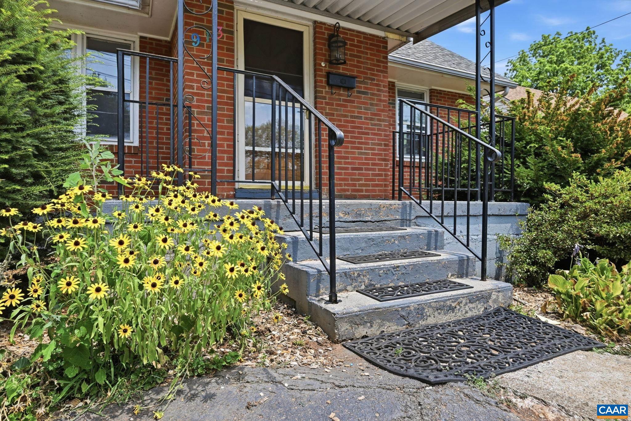BELMONT - Residential