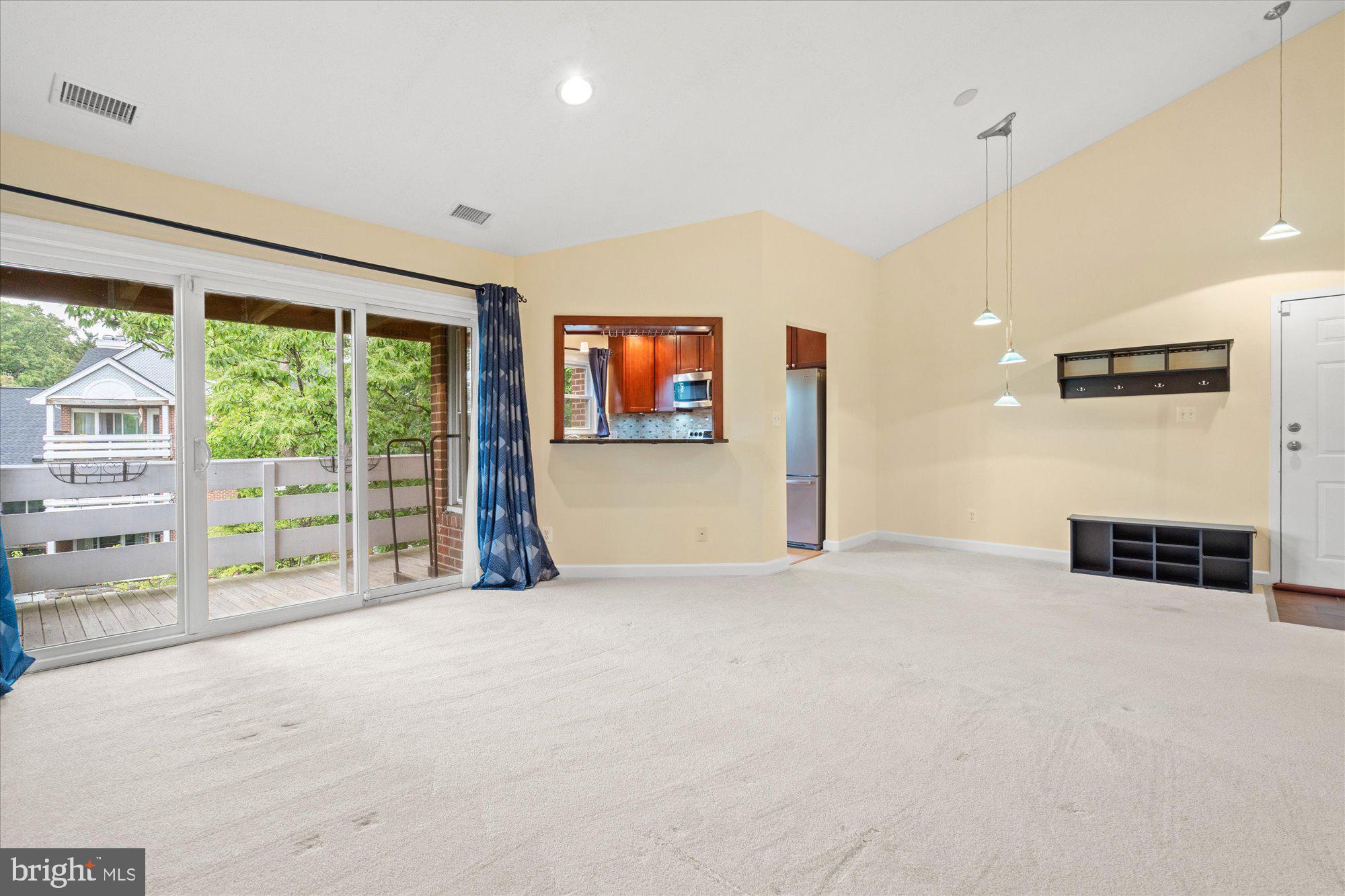 THE COVE - Residential