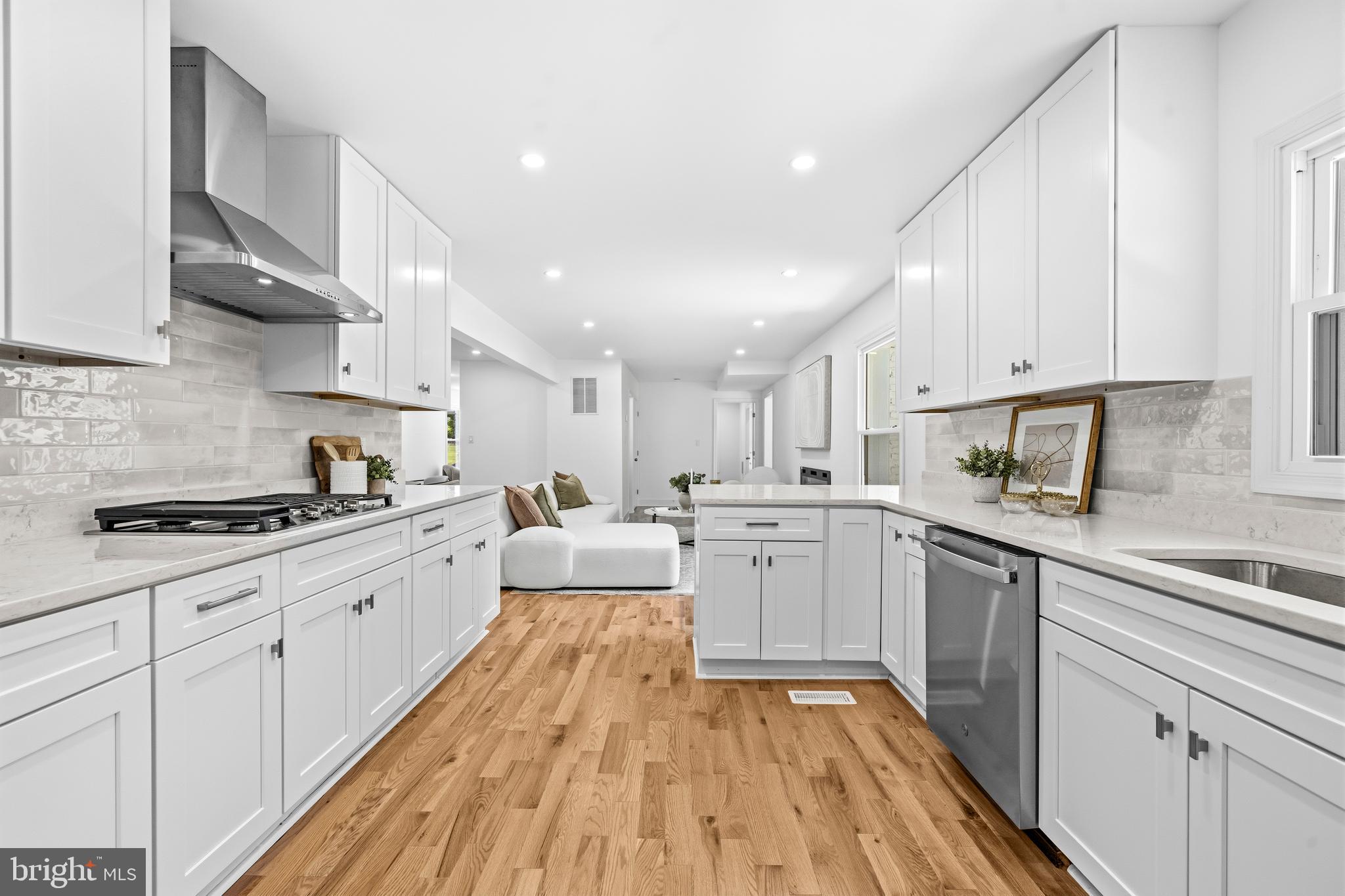 GLEN HILLS - Residential