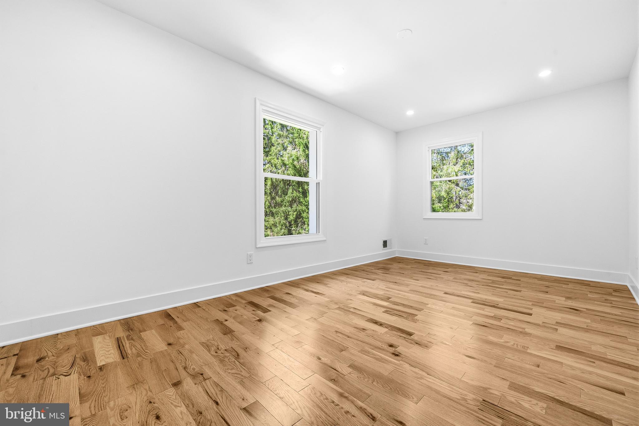 GLEN HILLS - Residential