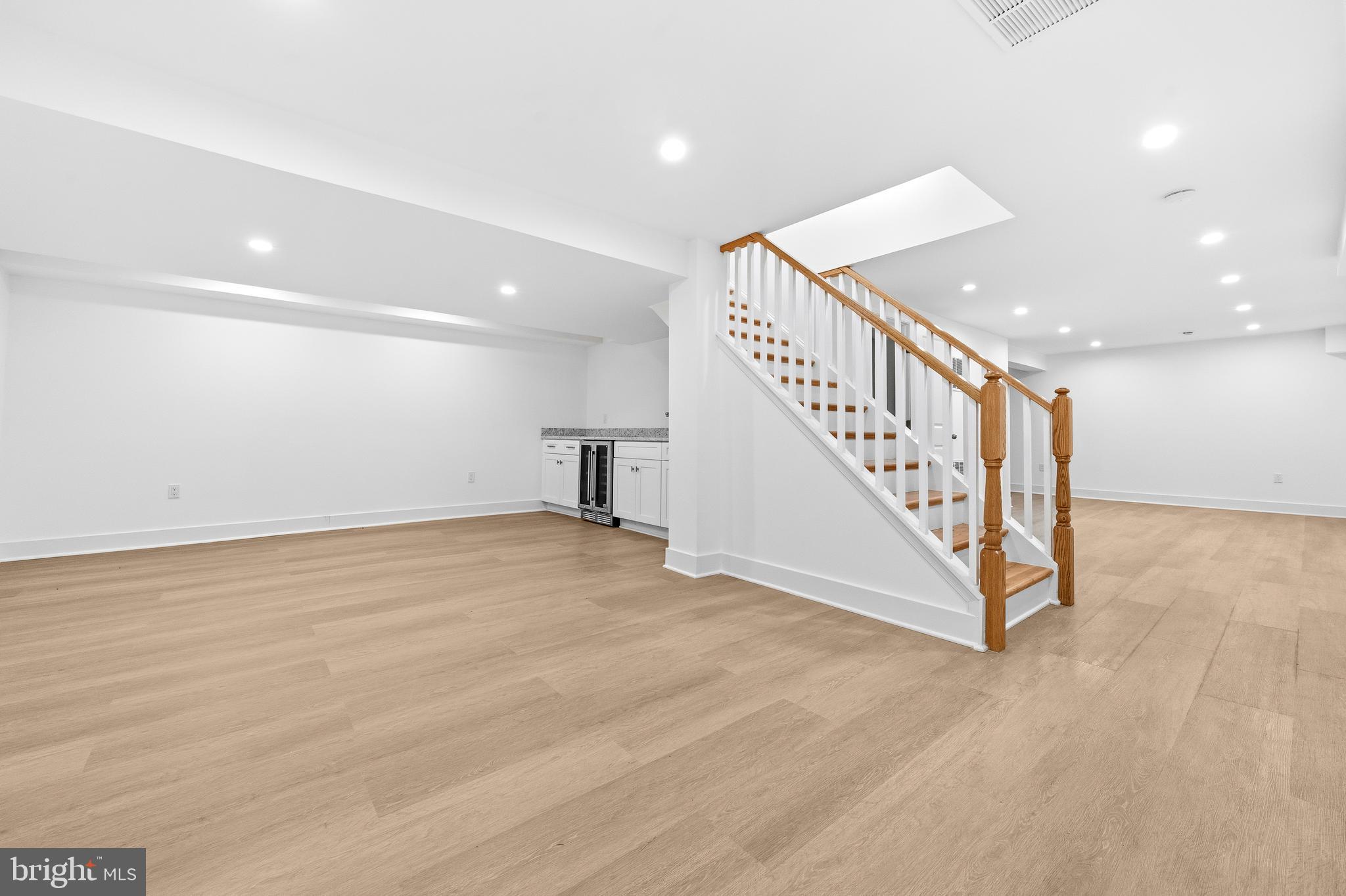GLEN HILLS - Residential