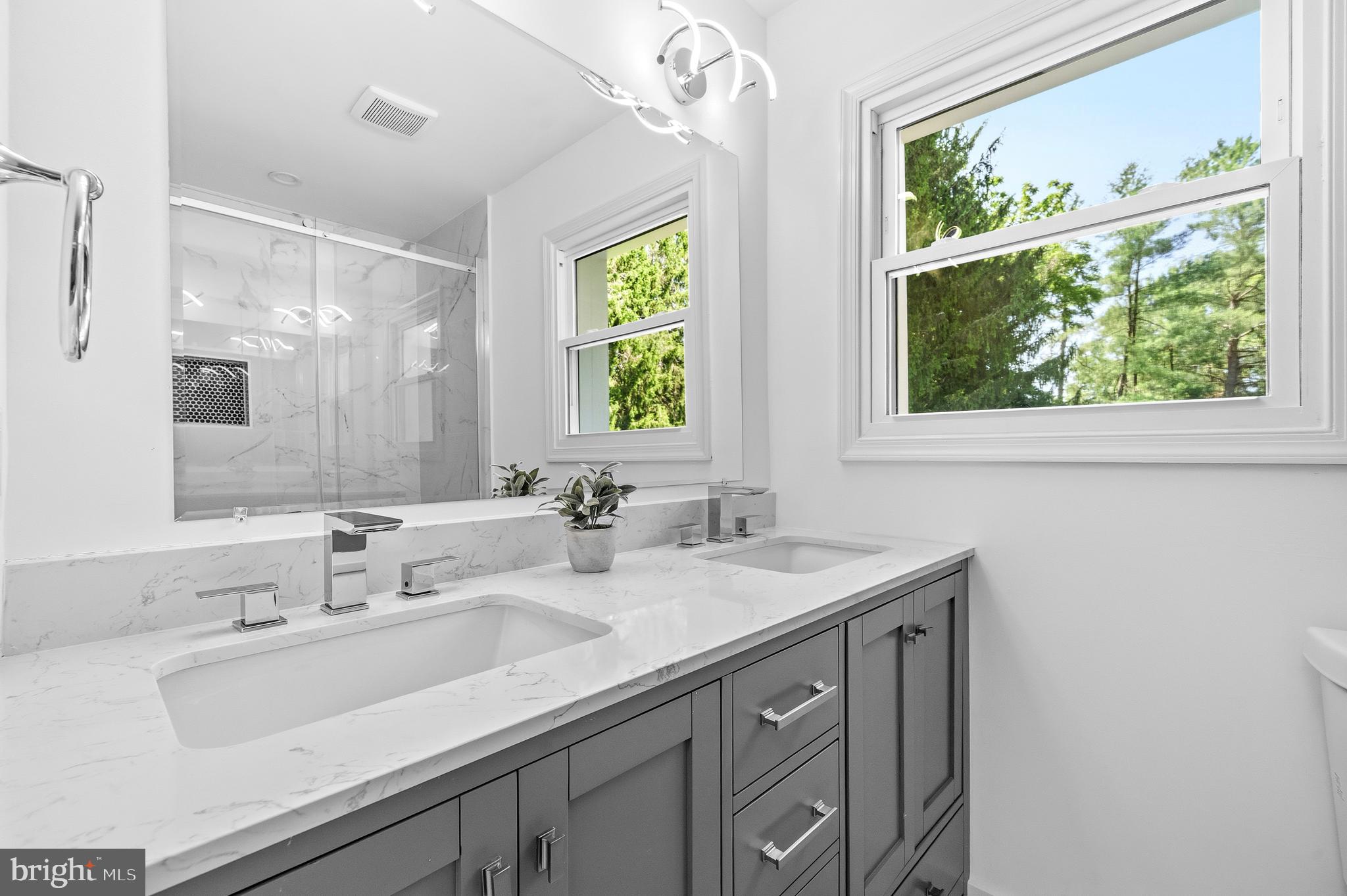 GLEN HILLS - Residential