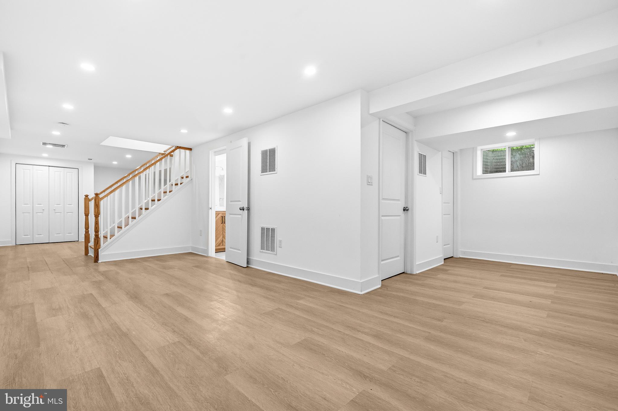GLEN HILLS - Residential