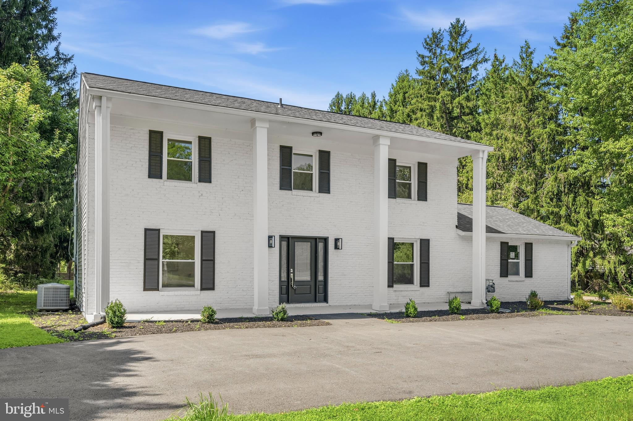 GLEN HILLS - Residential