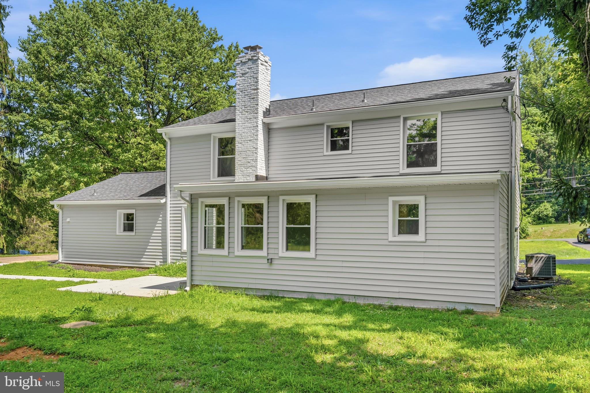 GLEN HILLS - Residential