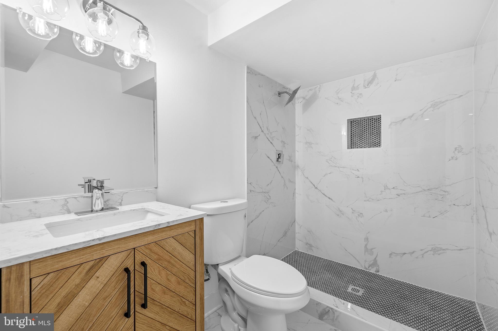 GLEN HILLS - Residential