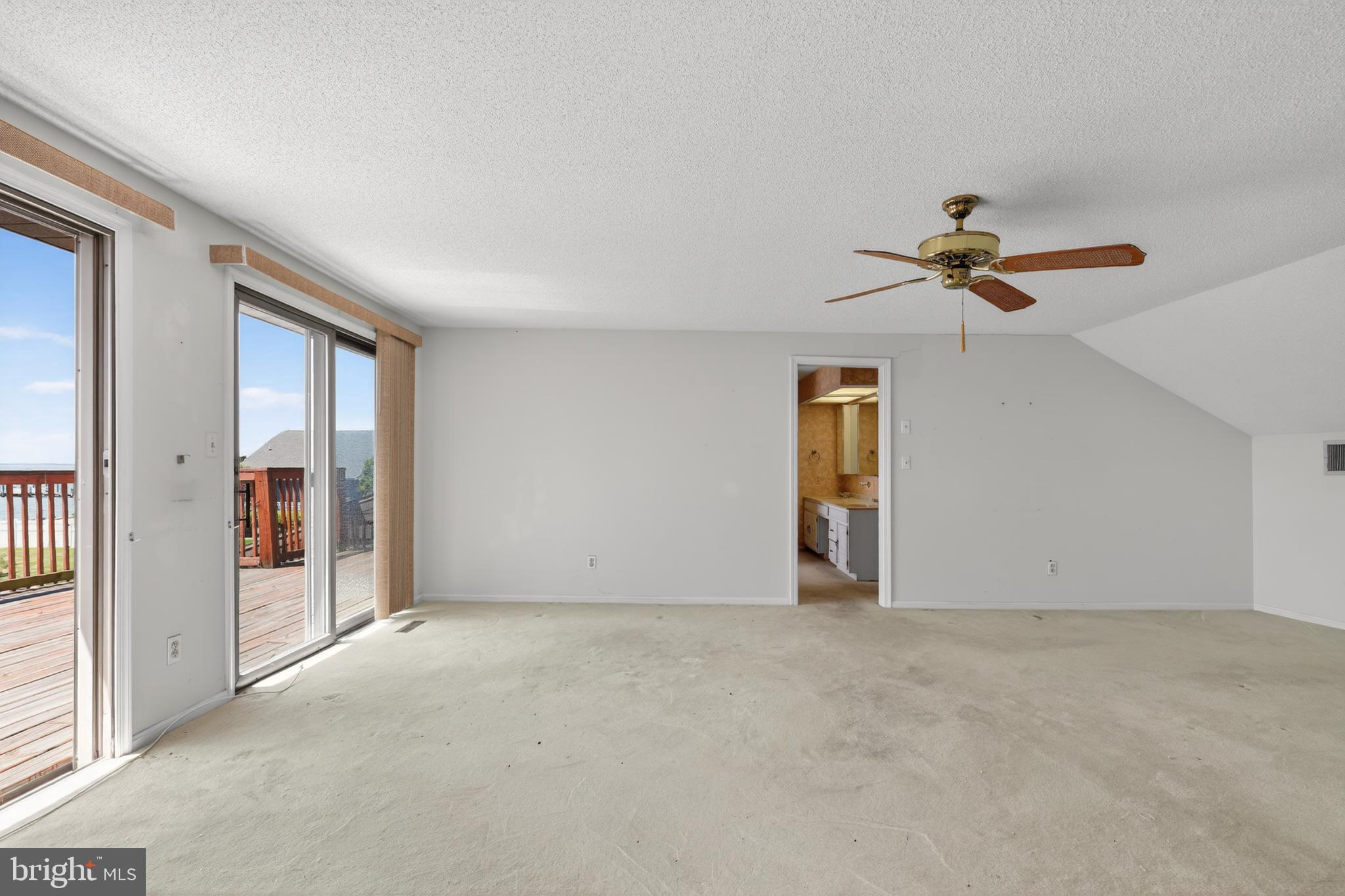 SEABREEZE DEV - Residential