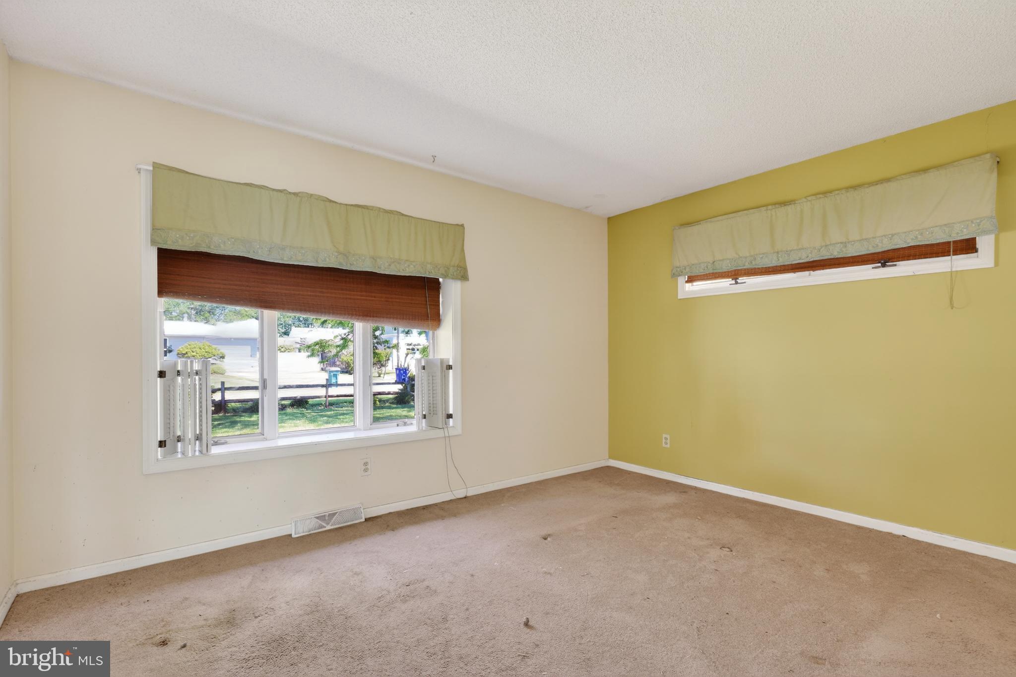 SEABREEZE DEV - Residential