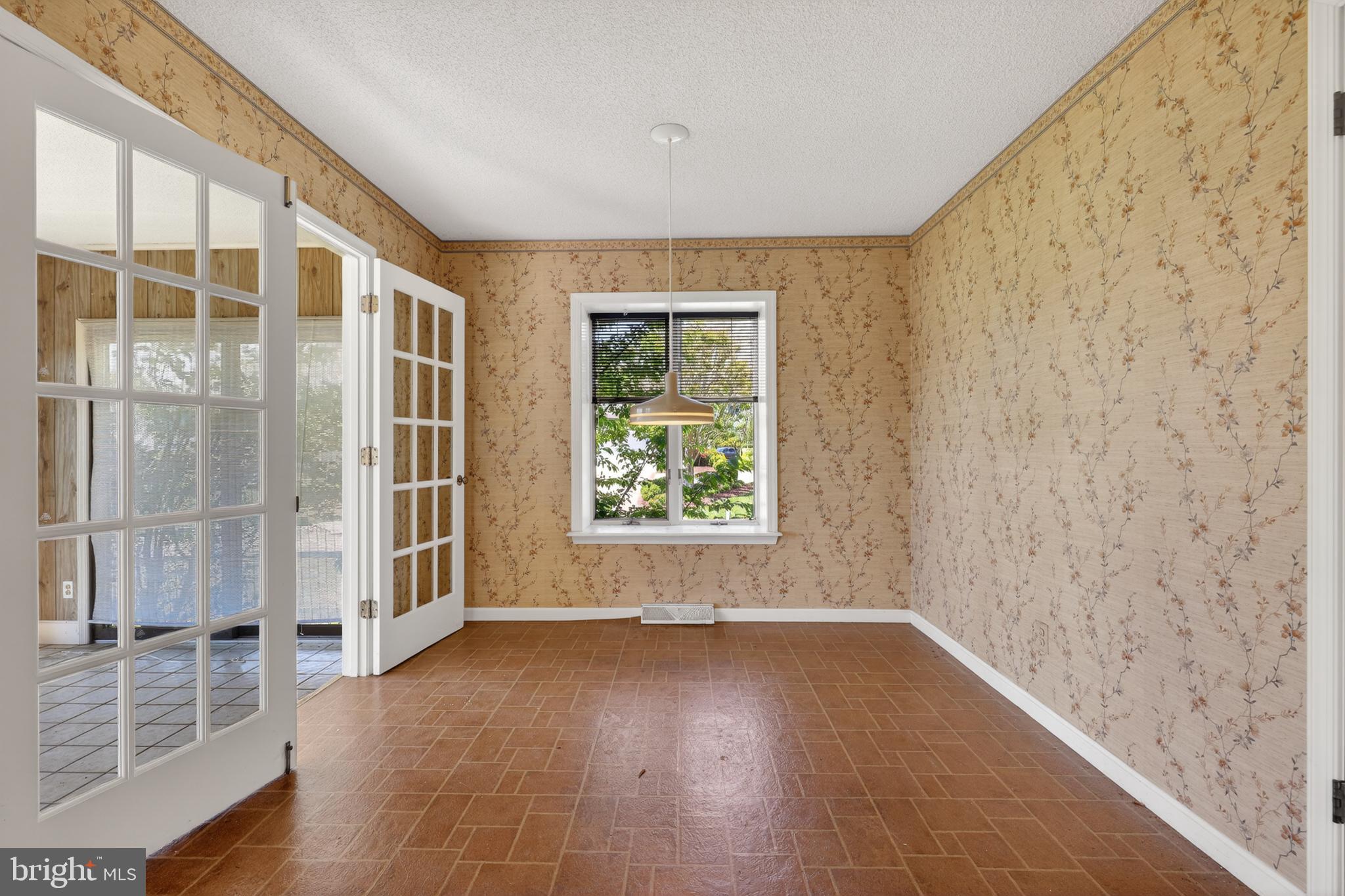 SEABREEZE DEV - Residential