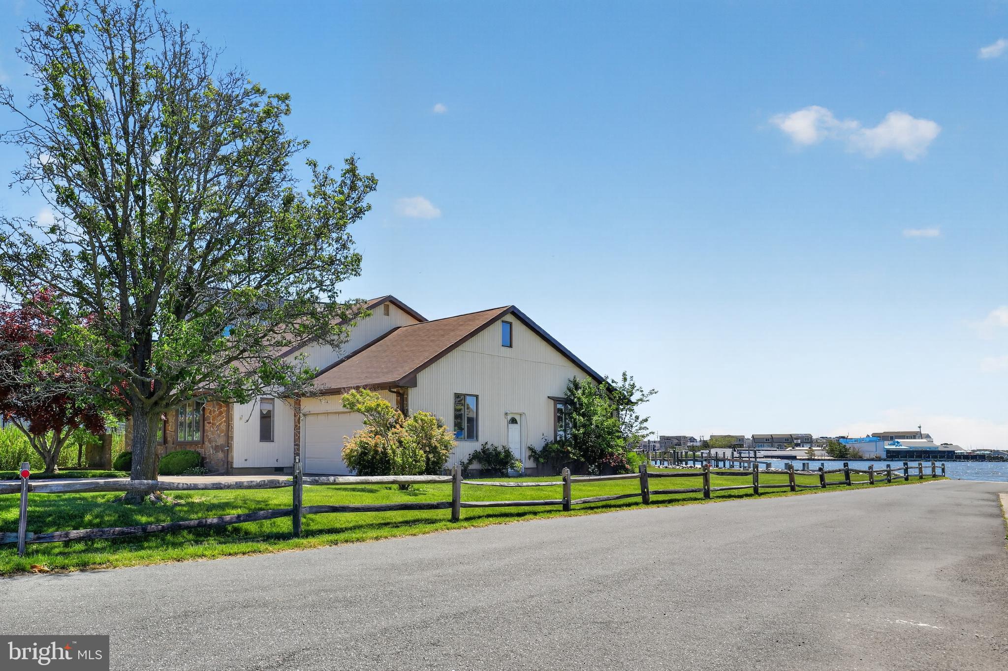 SEABREEZE DEV - Residential