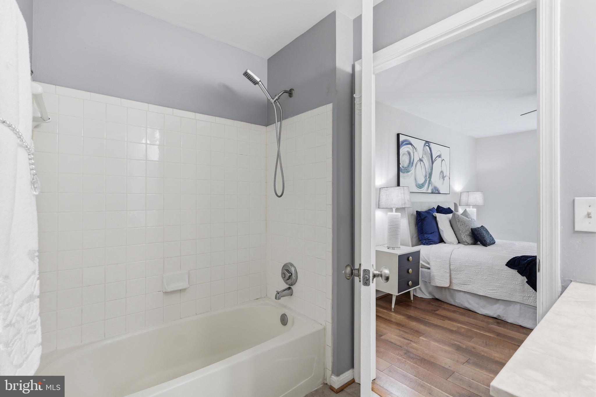 STRATFORD CONDOS - Residential