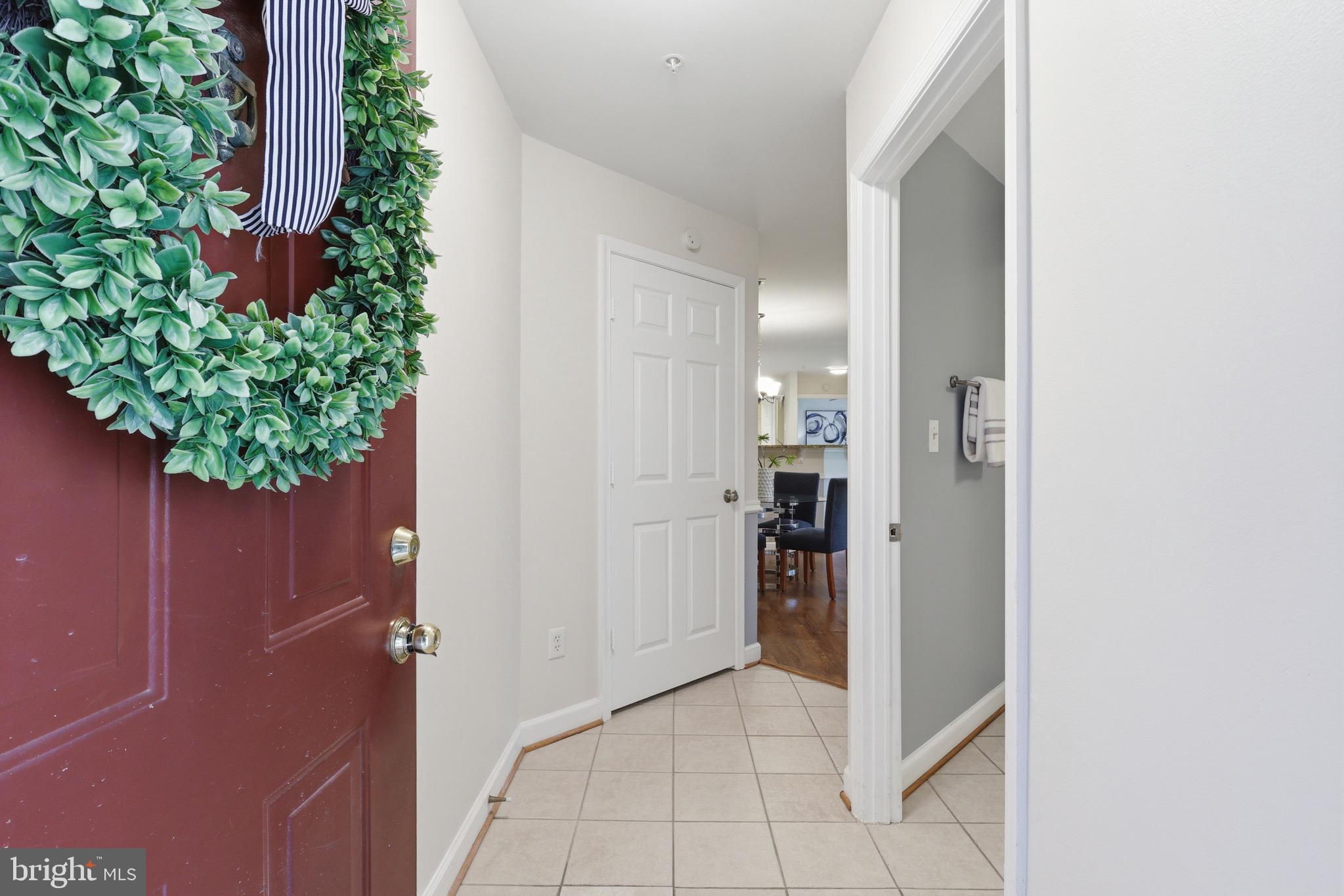 STRATFORD CONDOS - Residential