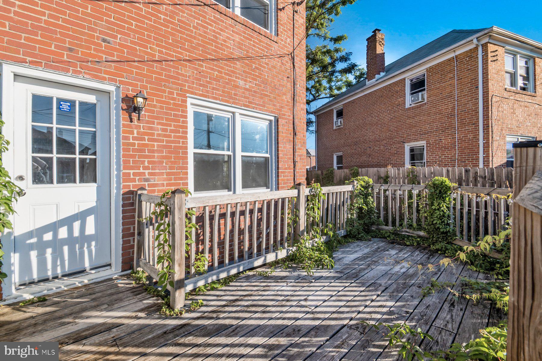 HAWTHORNE - Residential