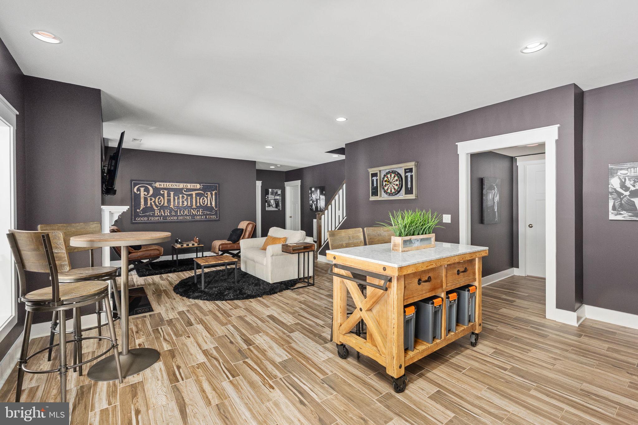 FAWN LAKE - Residential