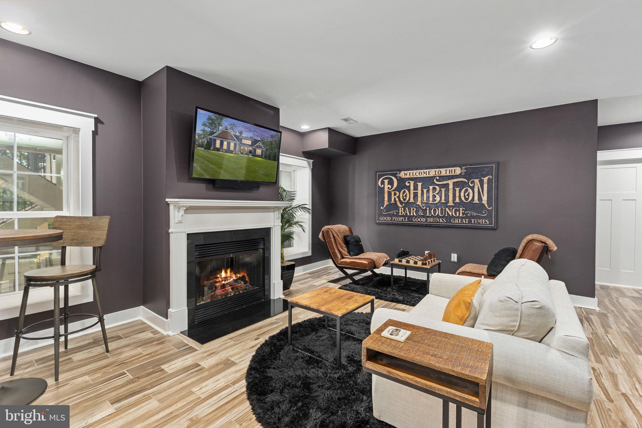 FAWN LAKE - Residential