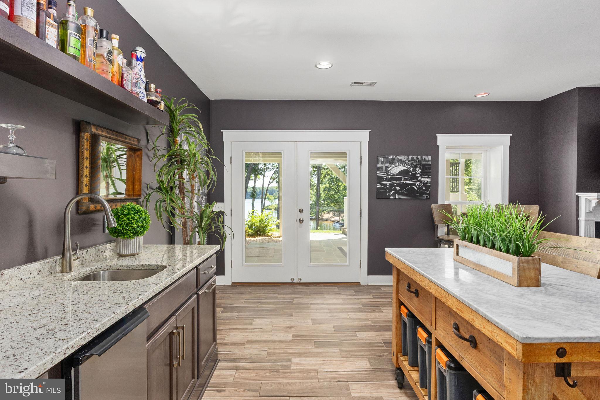 FAWN LAKE - Residential