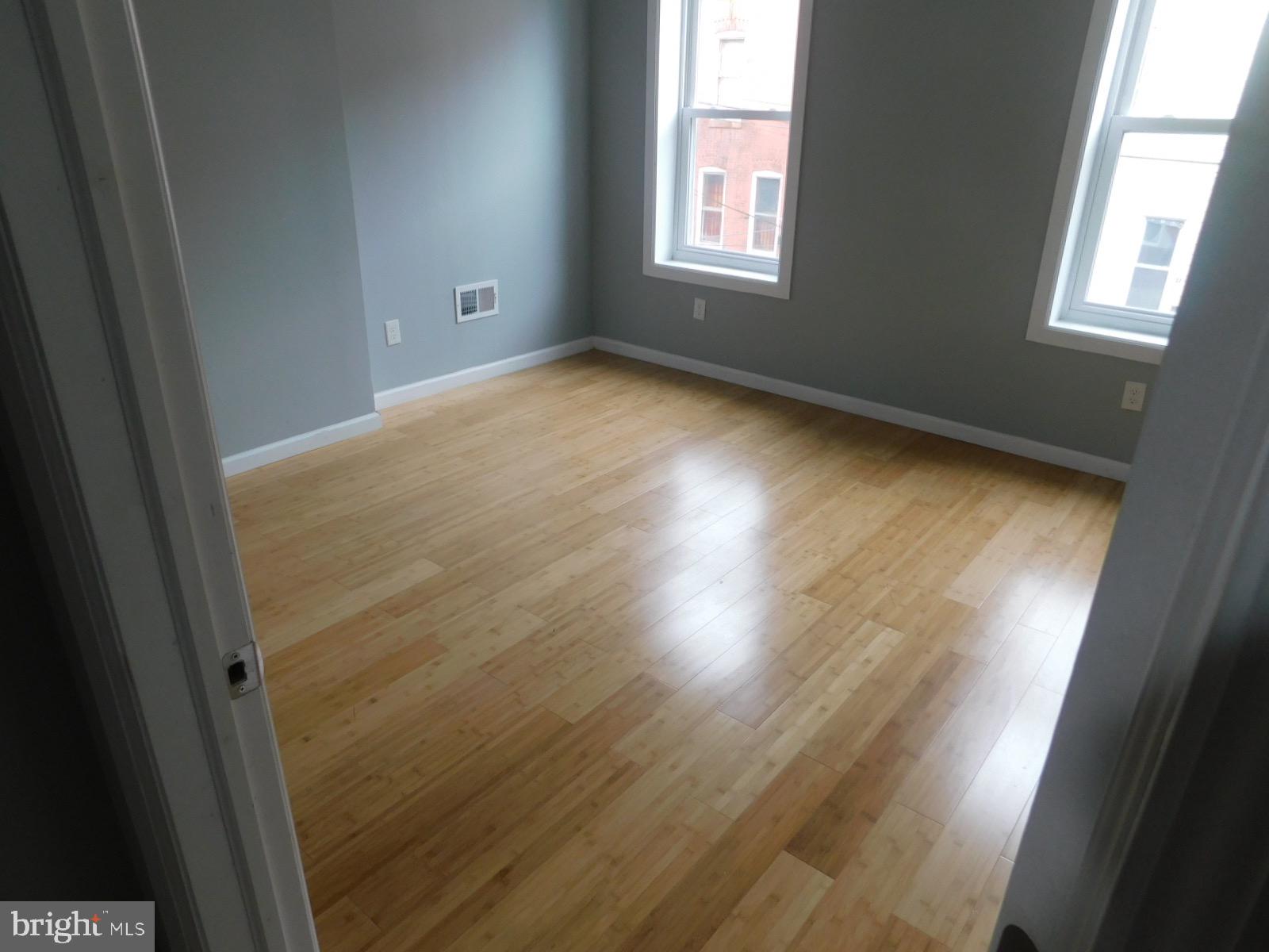 STRAWBERRY MANSION - Residential