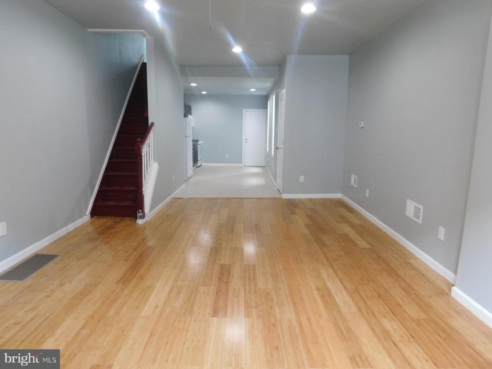 STRAWBERRY MANSION - Residential
